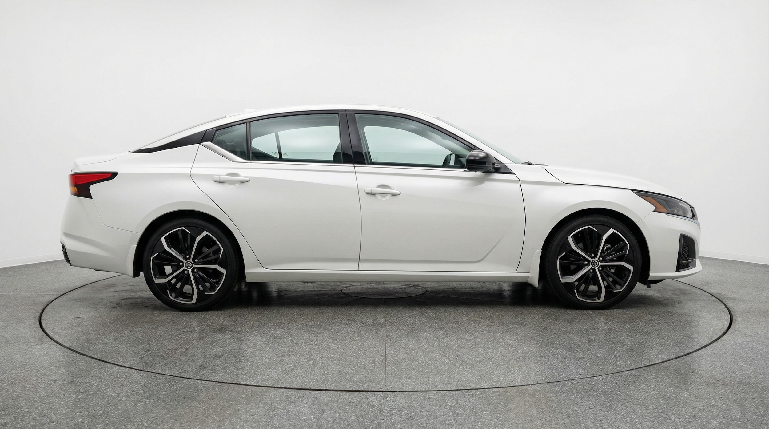 Thumbnail: 2025 Nissan Altima - 8