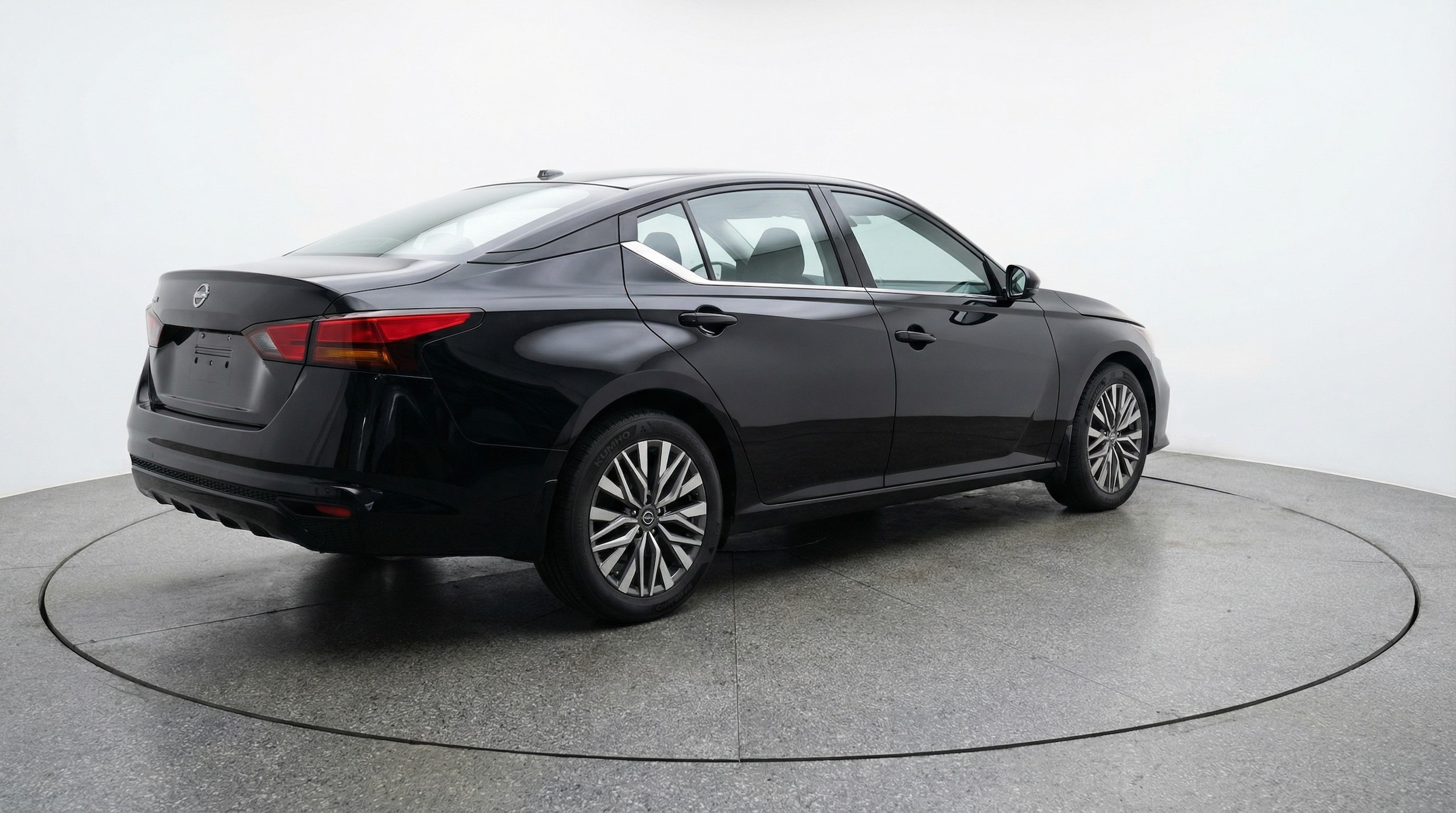 Thumbnail: 2025 Nissan Altima - 7