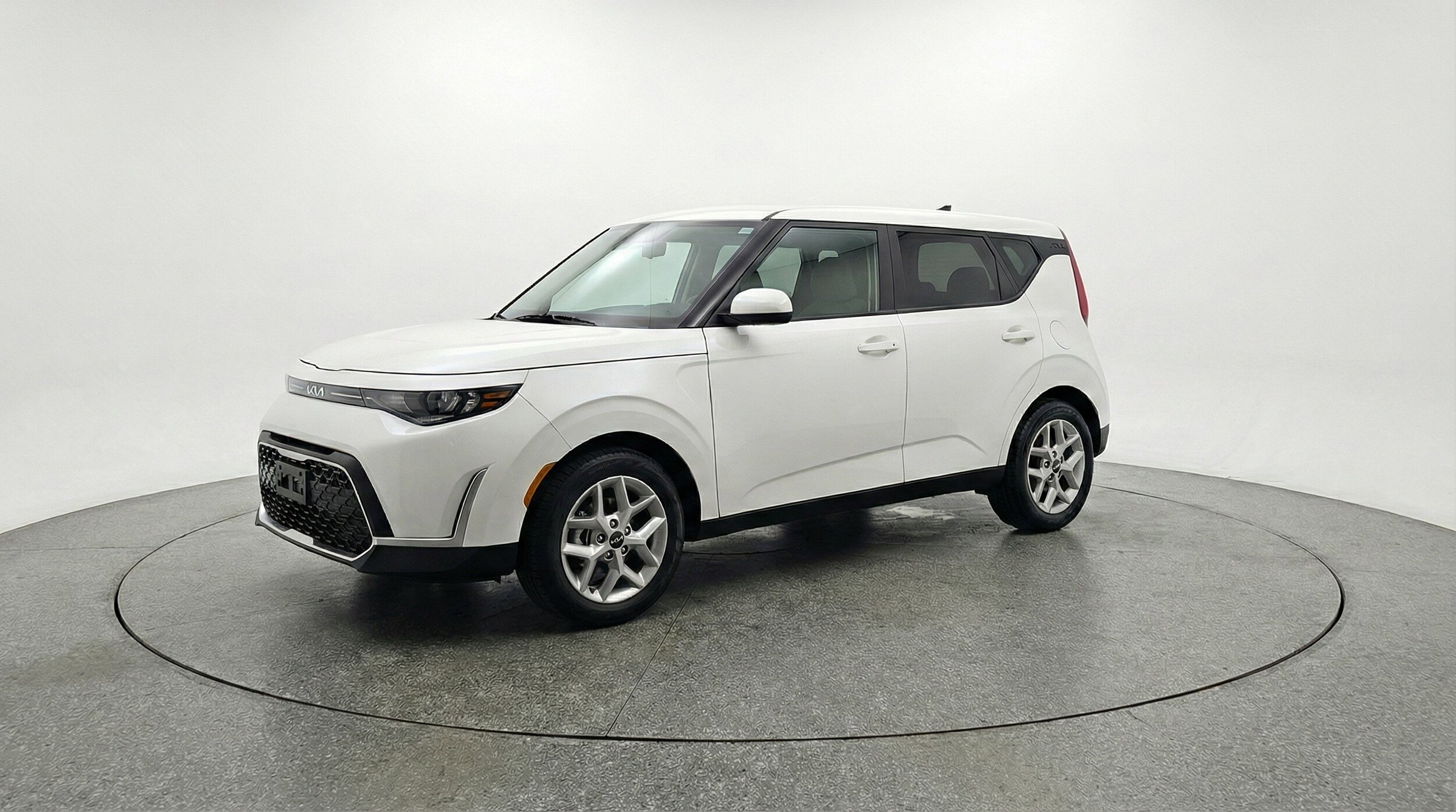 Thumbnail: 2025 Kia Soul - 3