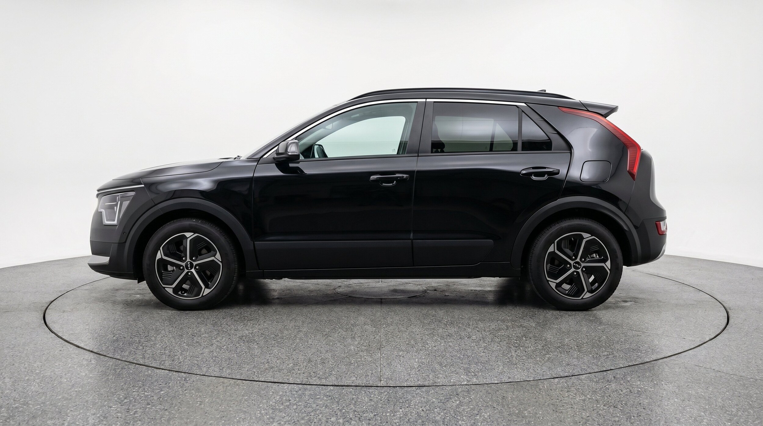 Thumbnail: 2026 Kia Niro - 5