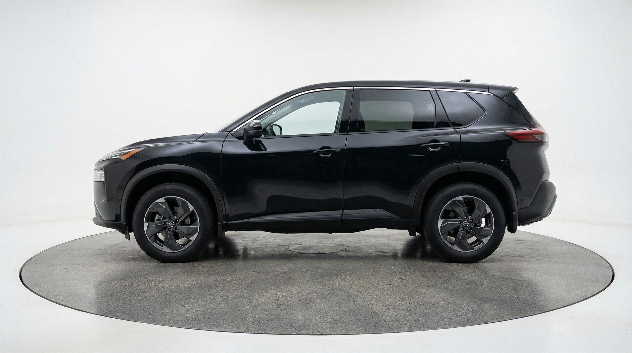 Thumbnail: 2025 Nissan Rogue - 5
