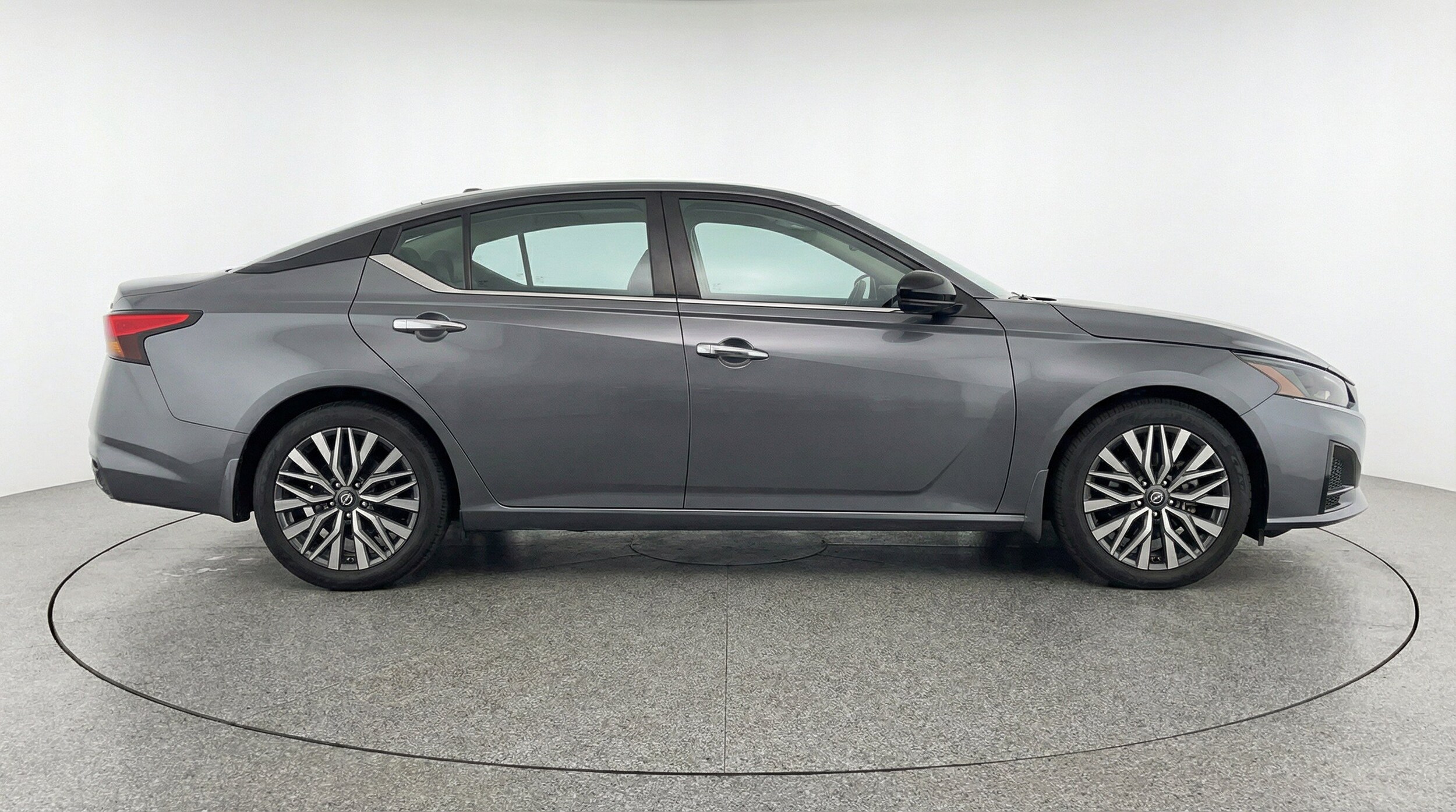 Thumbnail: 2025 Nissan Altima - 11