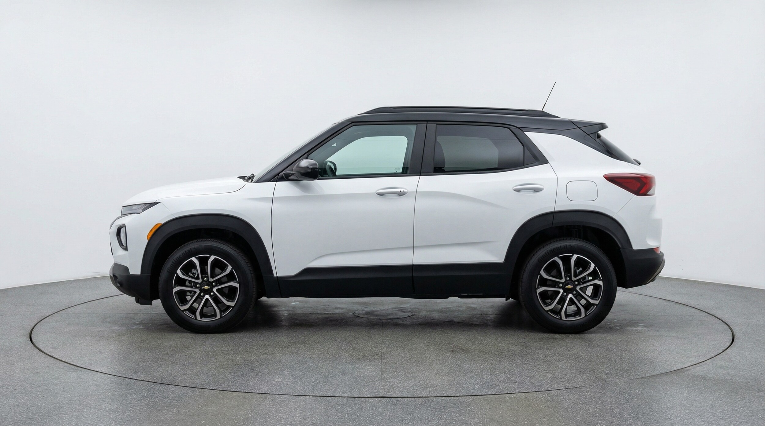 Thumbnail: 2025 Chevrolet TrailBlazer - 4