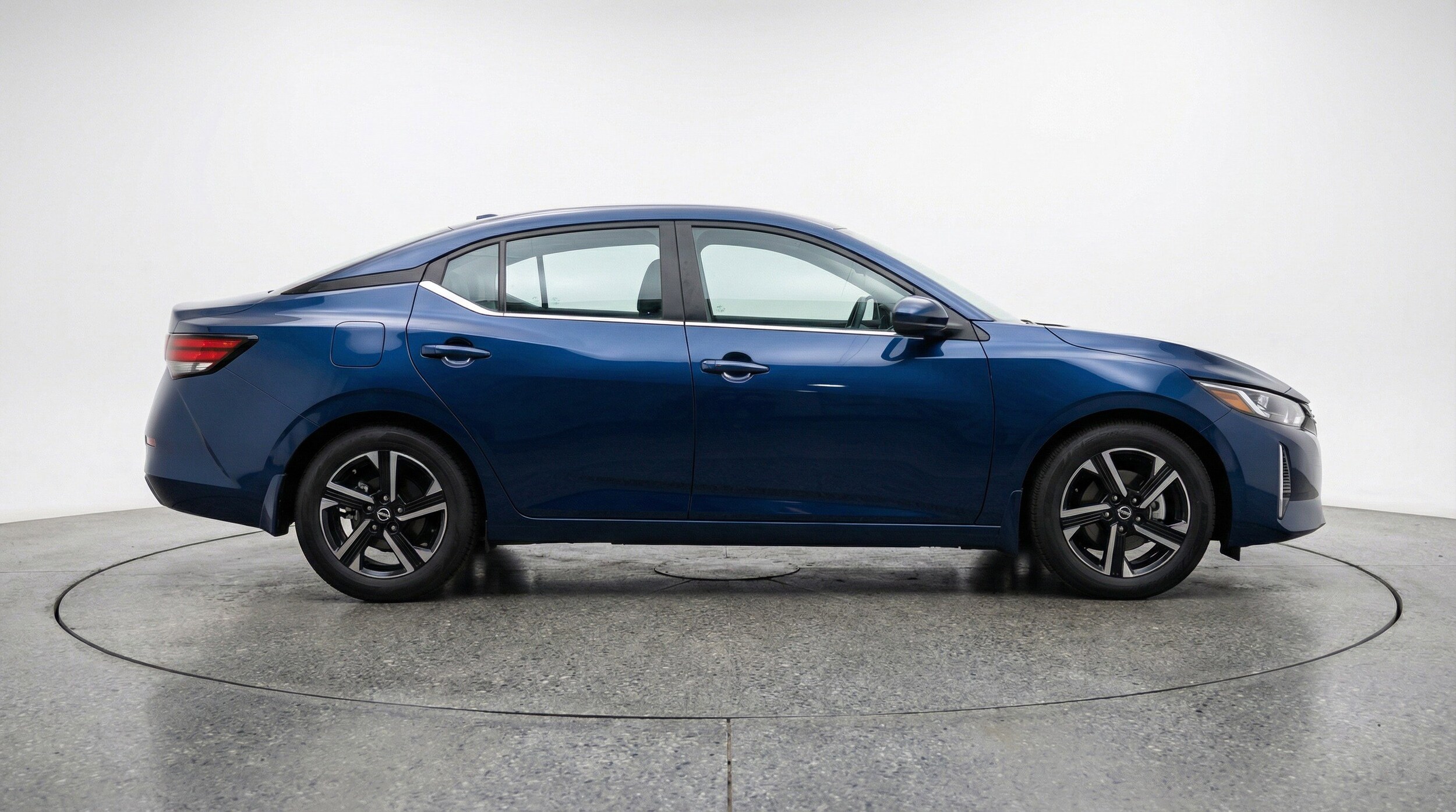 Thumbnail: 2025 Nissan Sentra - 11