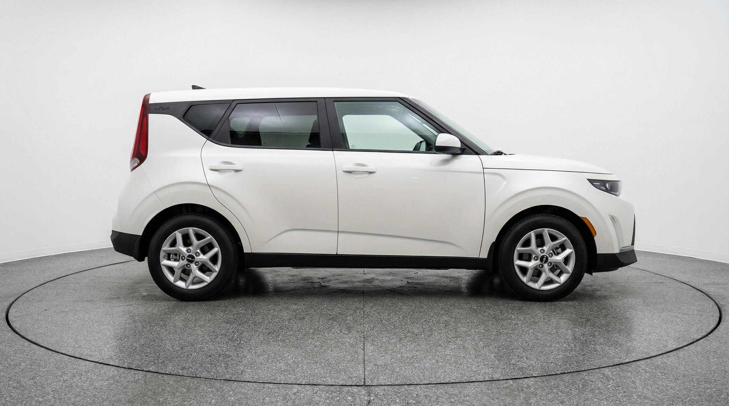 Thumbnail: 2025 Kia Soul - 8