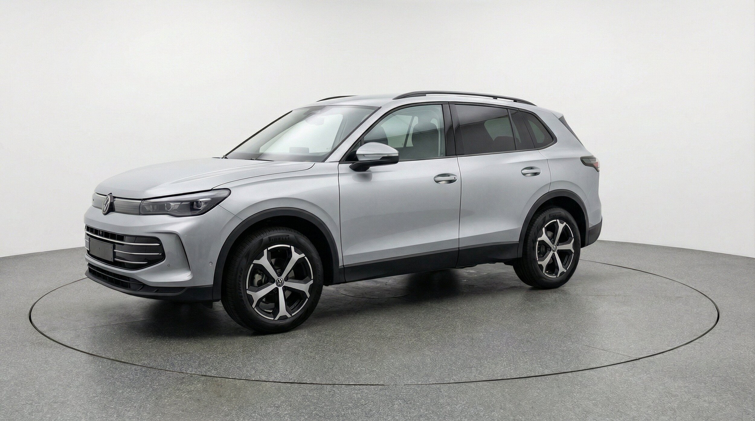 Thumbnail: 2026 Volkswagen Tiguan - 3