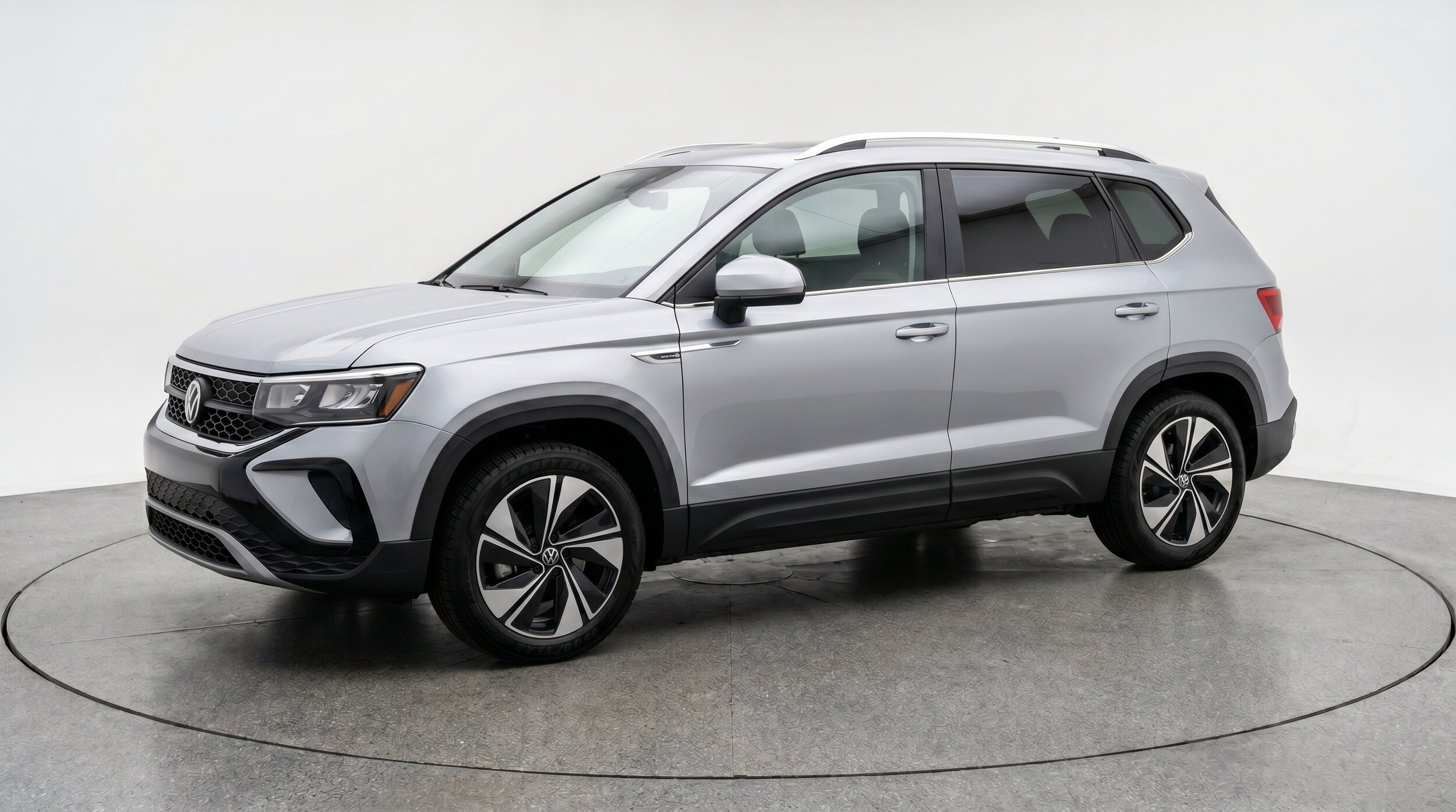 Thumbnail: 2026 Volkswagen Taos - 3