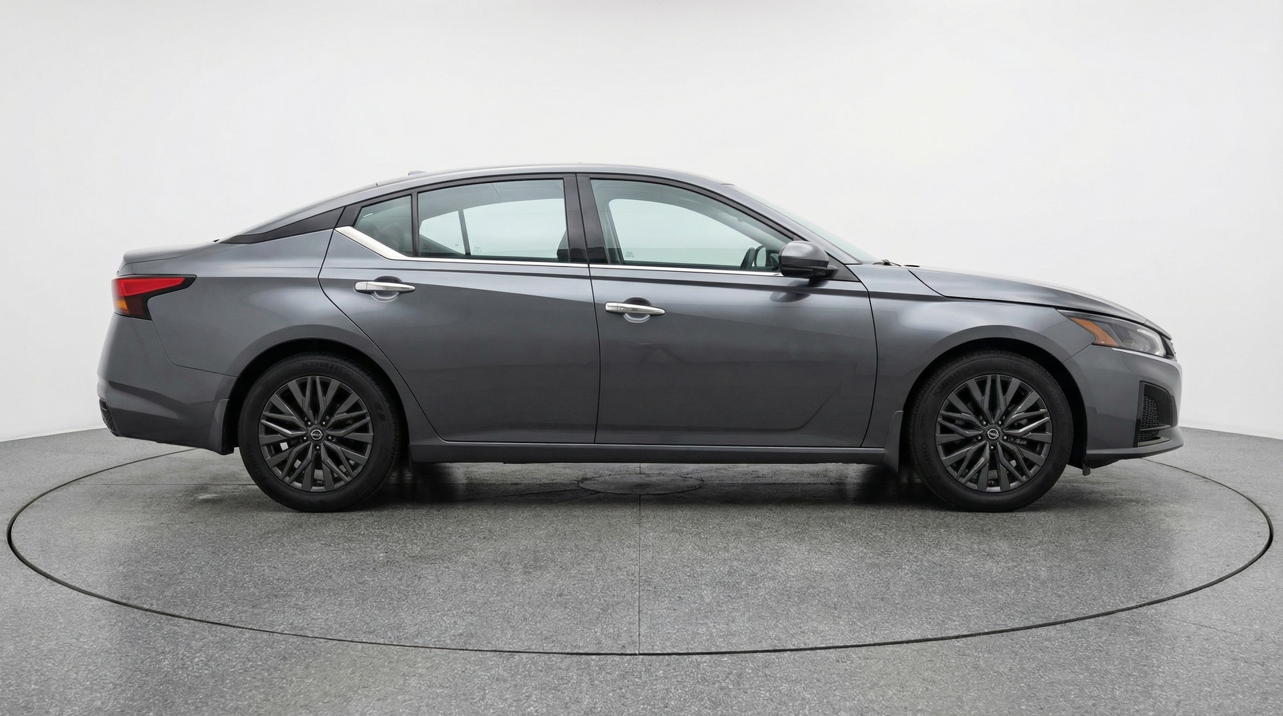 Thumbnail: 2025 Nissan Altima - 8