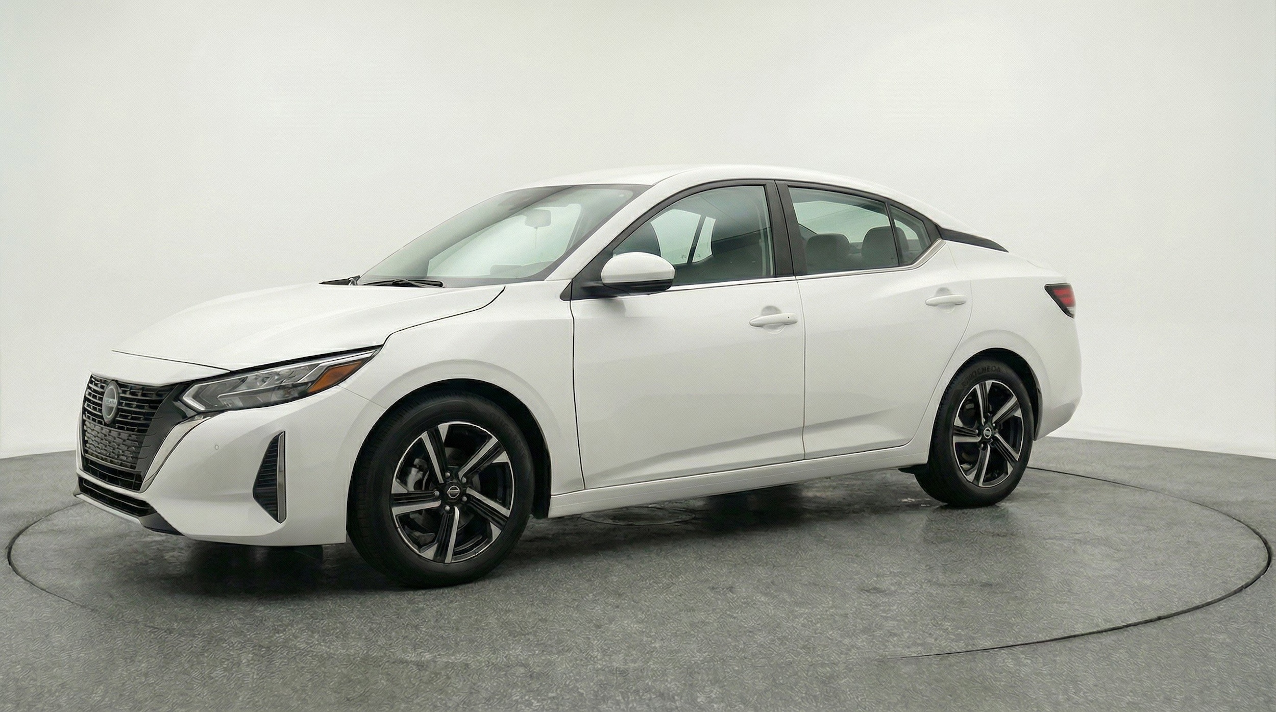 Thumbnail: 2025 Nissan Sentra - 3