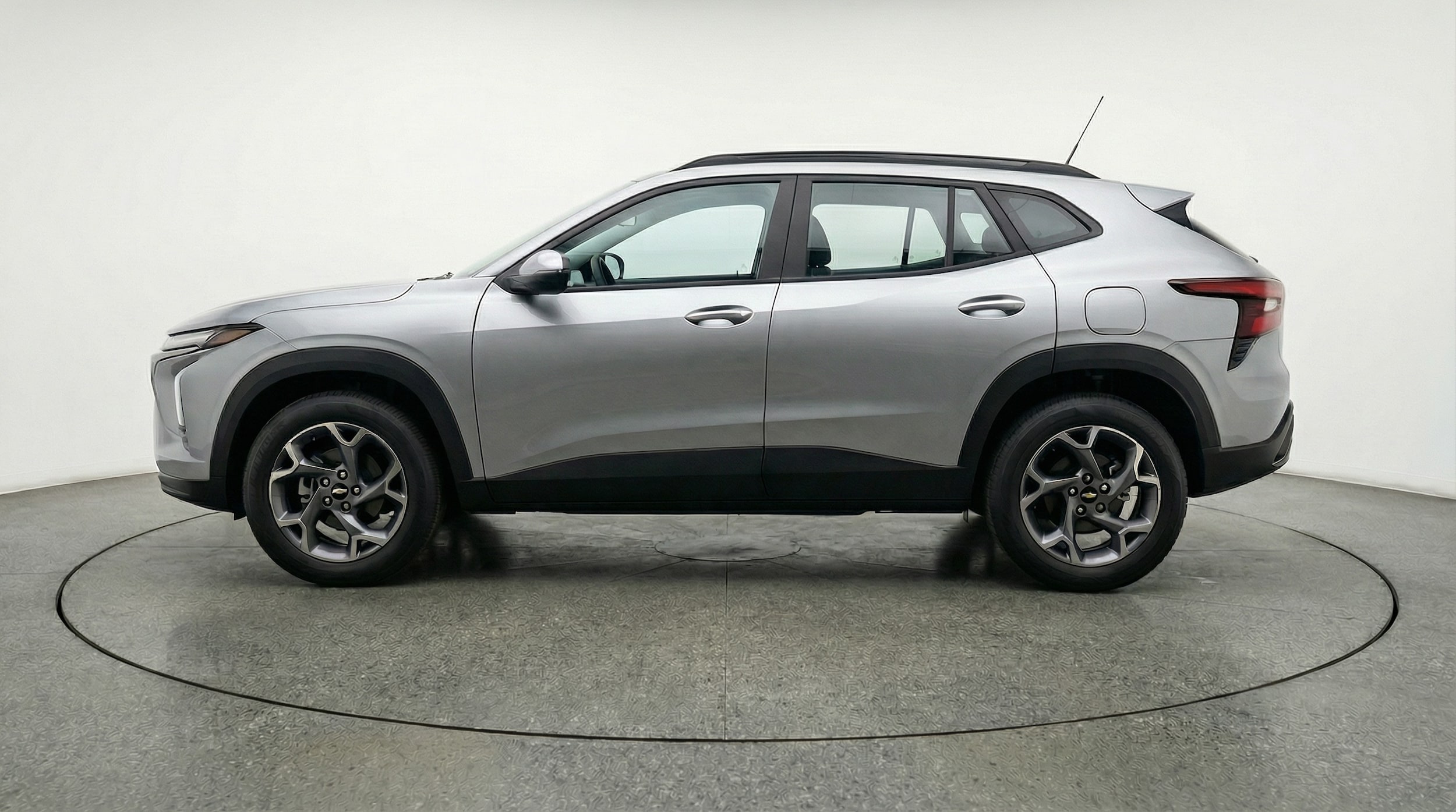 Thumbnail: 2025 Chevrolet Trax - 4