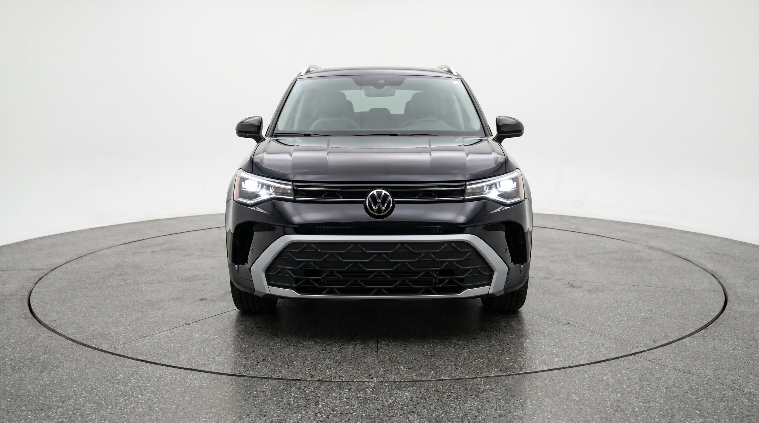 Thumbnail: 2025 Volkswagen Taos - 2