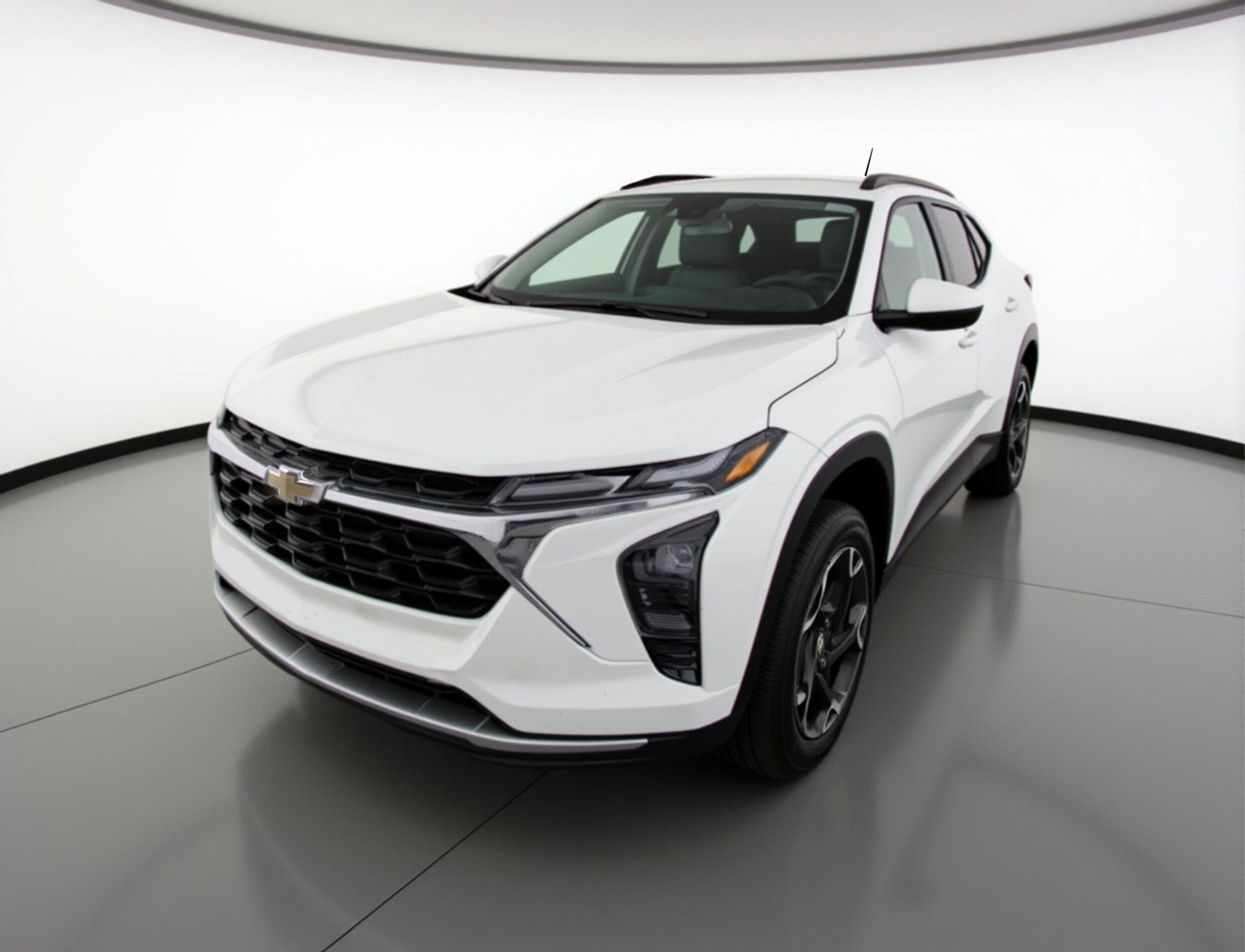 Thumbnail: 2025 Chevrolet Trax - 3