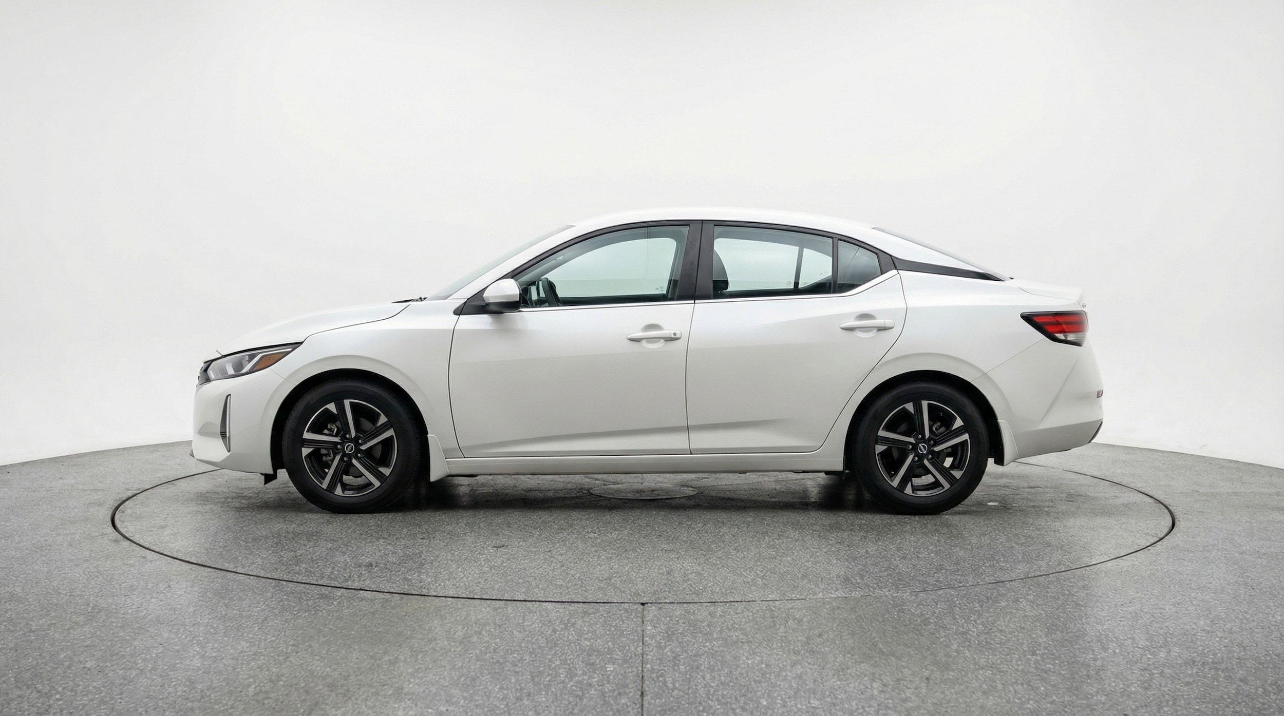 Thumbnail: 2025 Nissan Sentra - 5