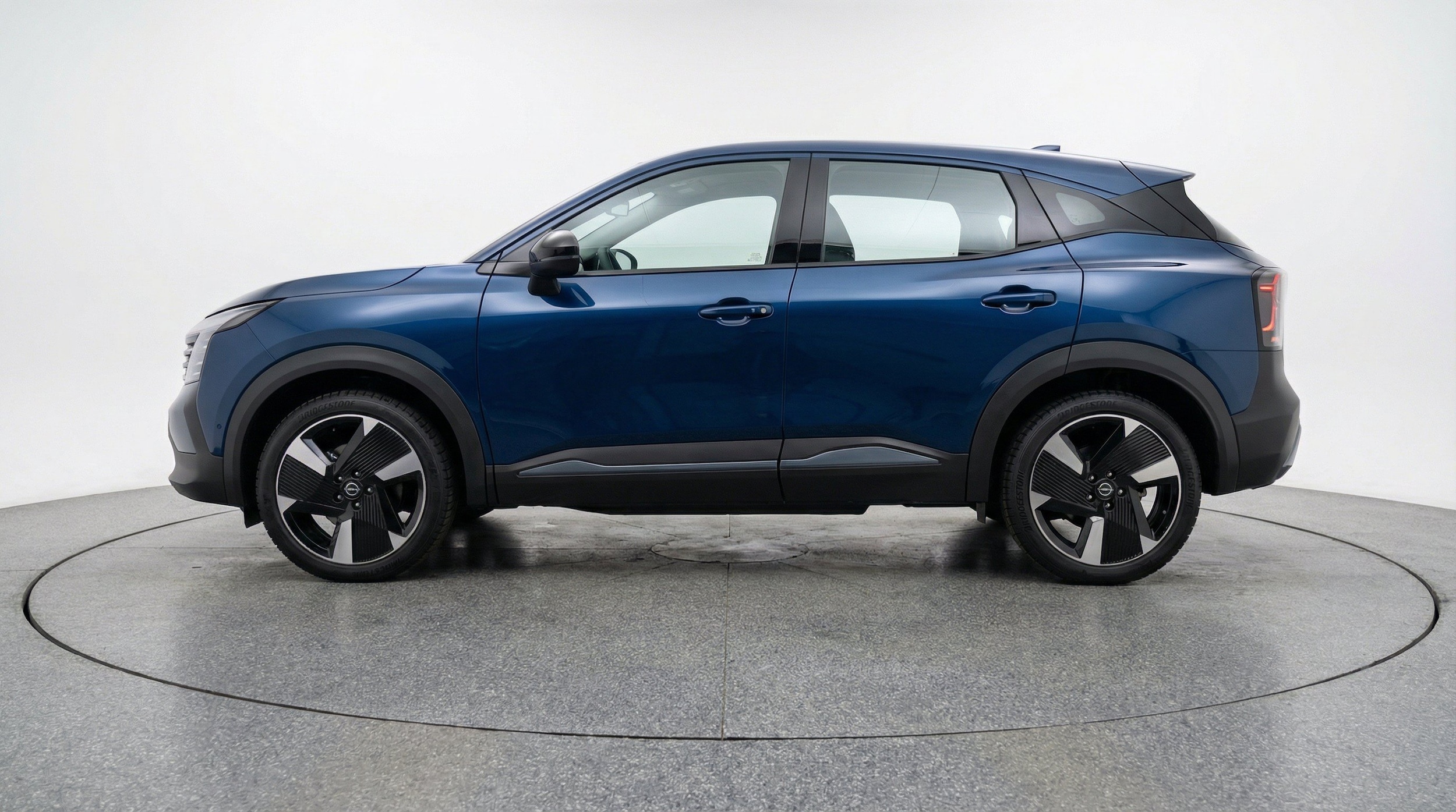 Thumbnail: 2026 Nissan Kicks - 5