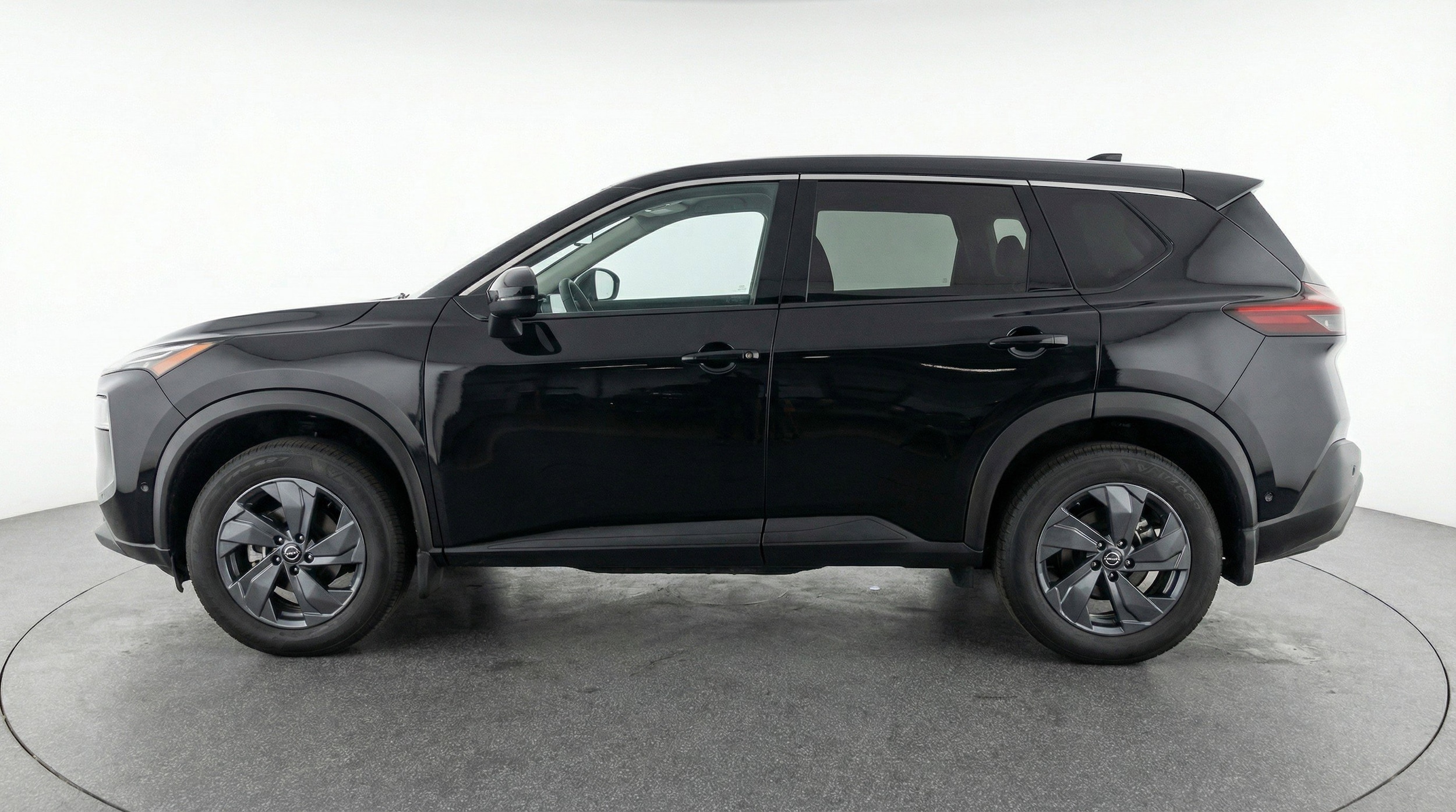 Thumbnail: 2025 Nissan Rogue - 5