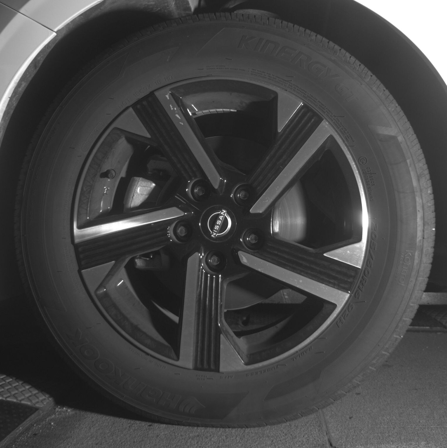 Thumbnail: 2025 Nissan Sentra - 9