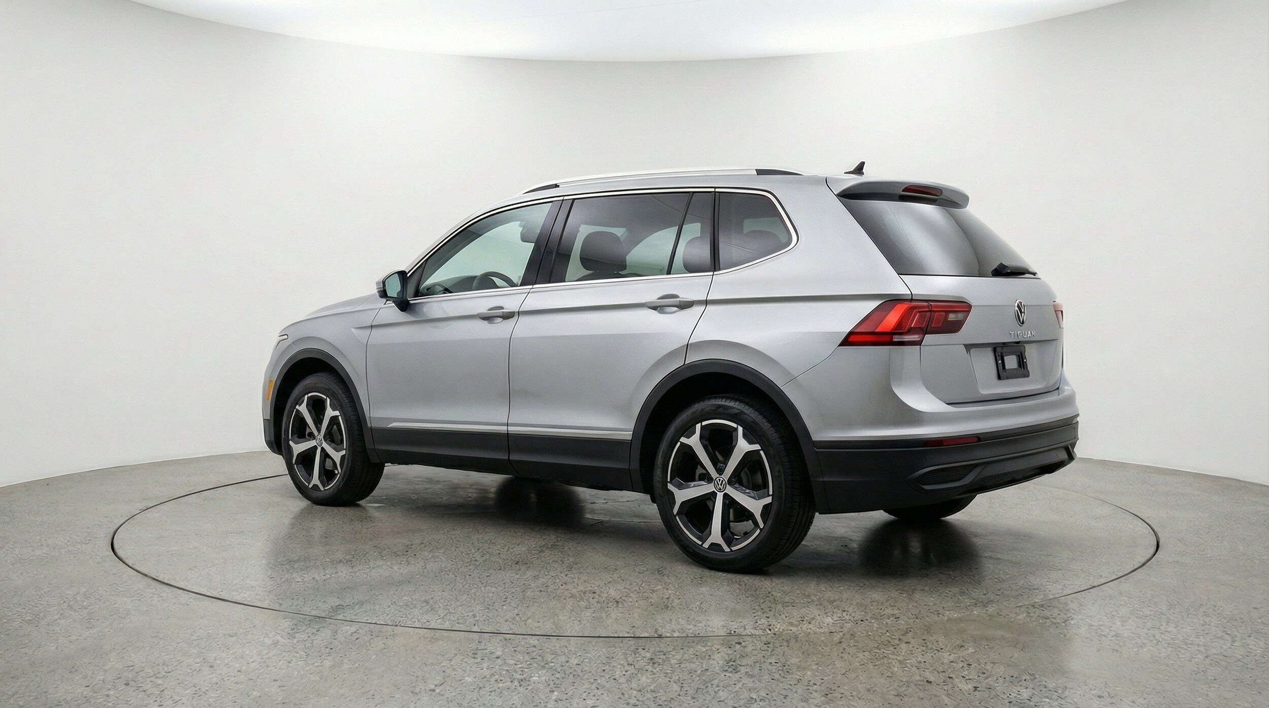 Thumbnail: 2026 Volkswagen Tiguan - 6