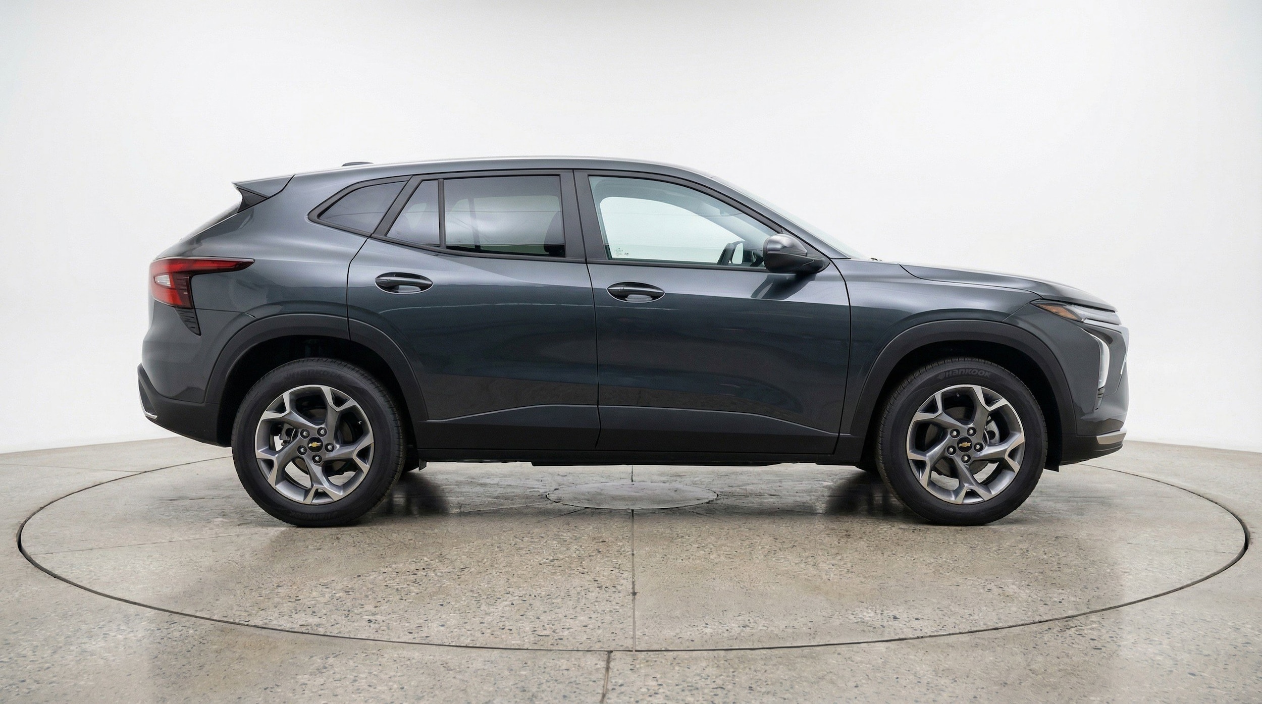 Thumbnail: 2025 Chevrolet Trax - 11