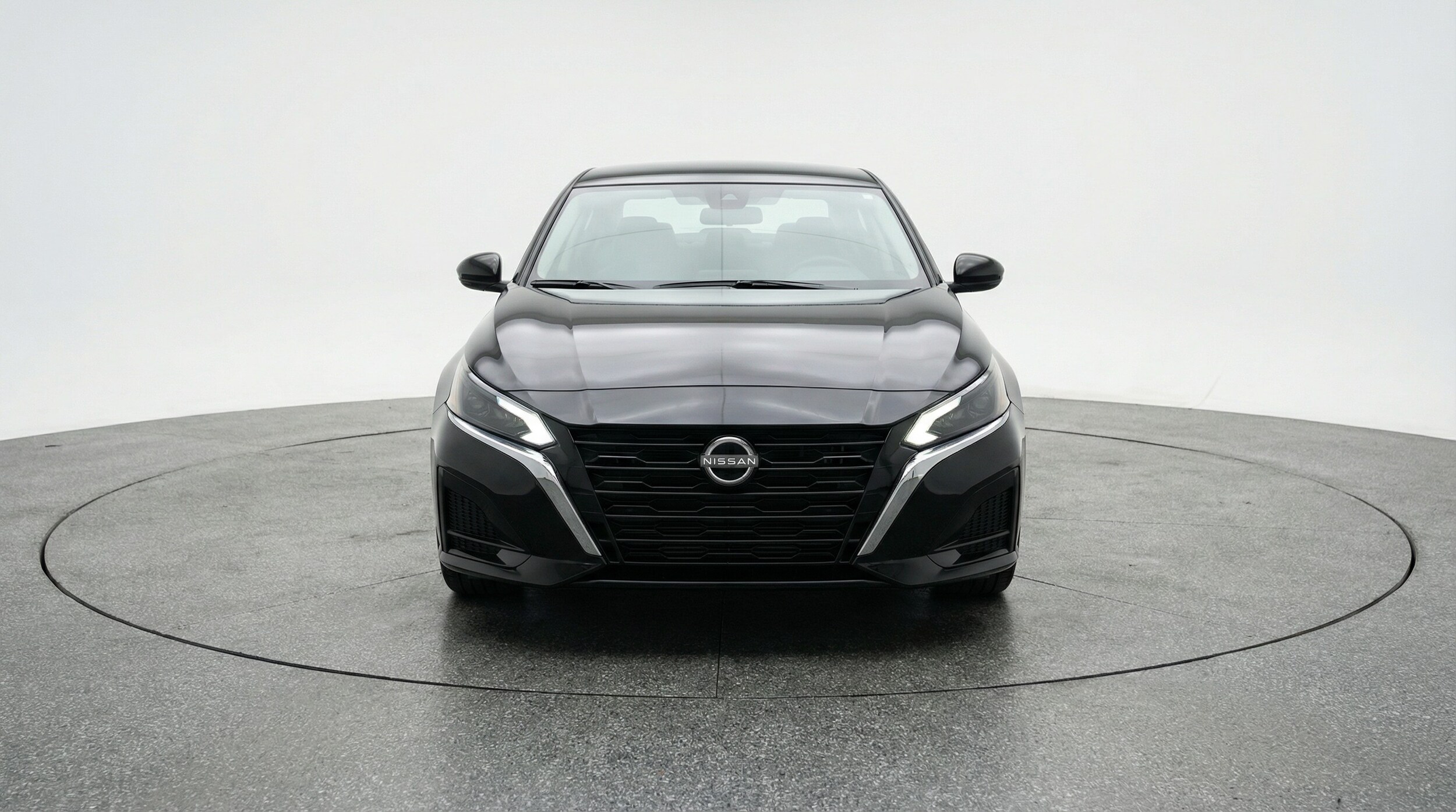 Thumbnail: 2025 Nissan Altima - 2