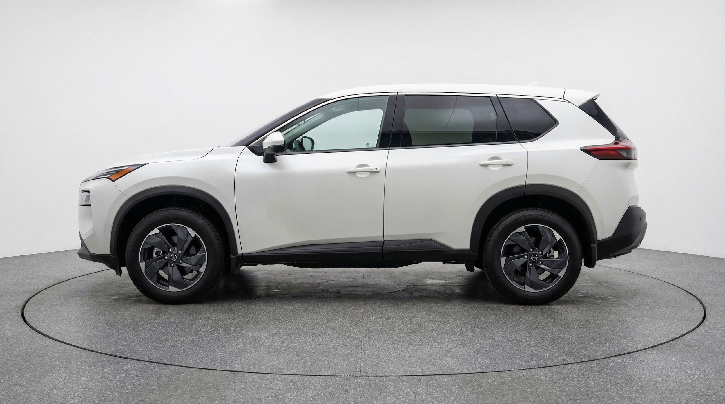 Thumbnail: 2025 Nissan Rogue - 5