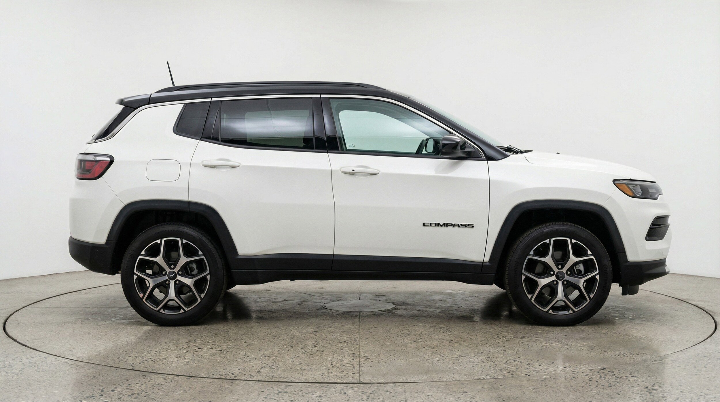 Thumbnail: 2025 Jeep Compass - 11