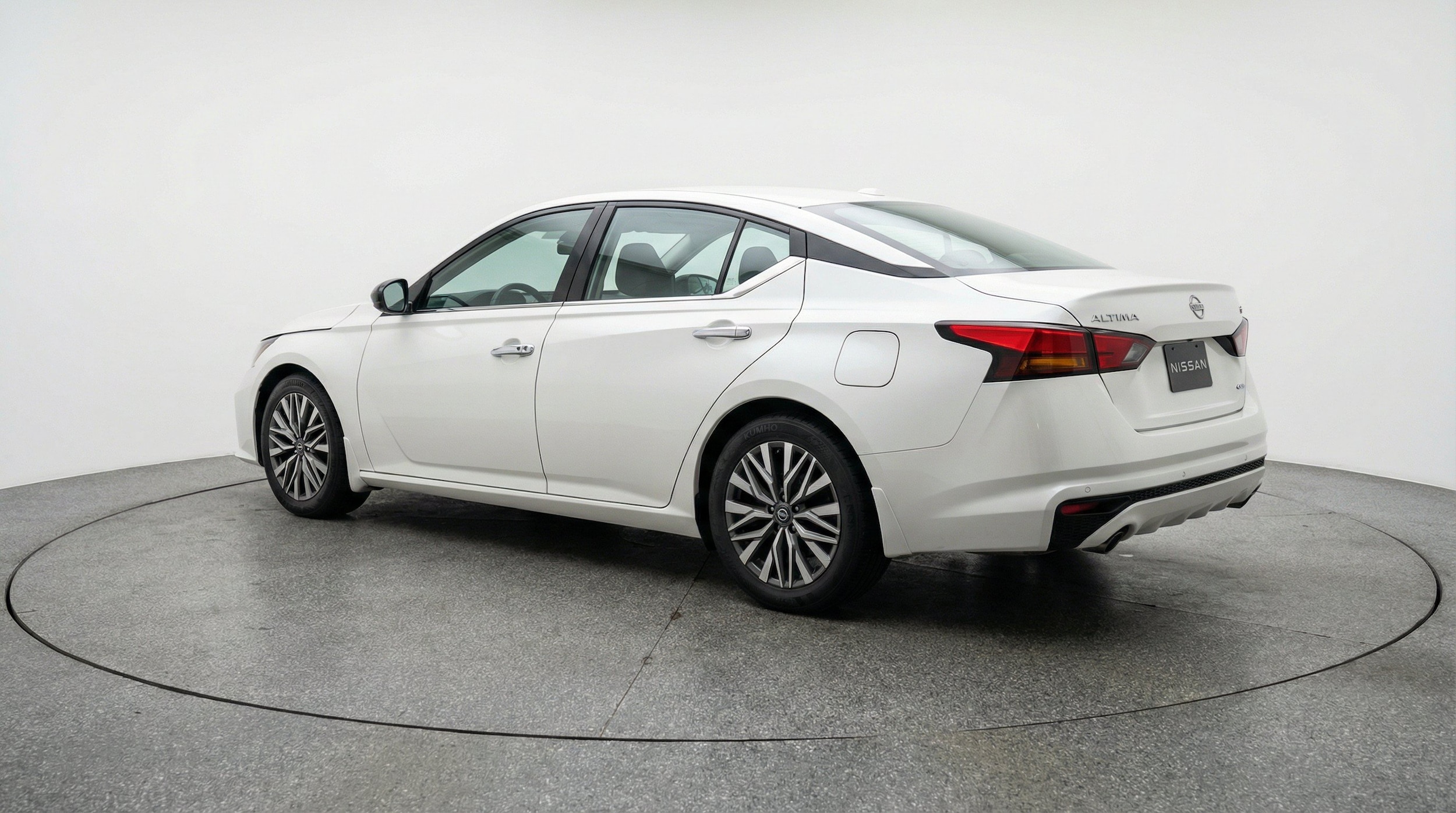 Thumbnail: 2025 Nissan Altima - 6