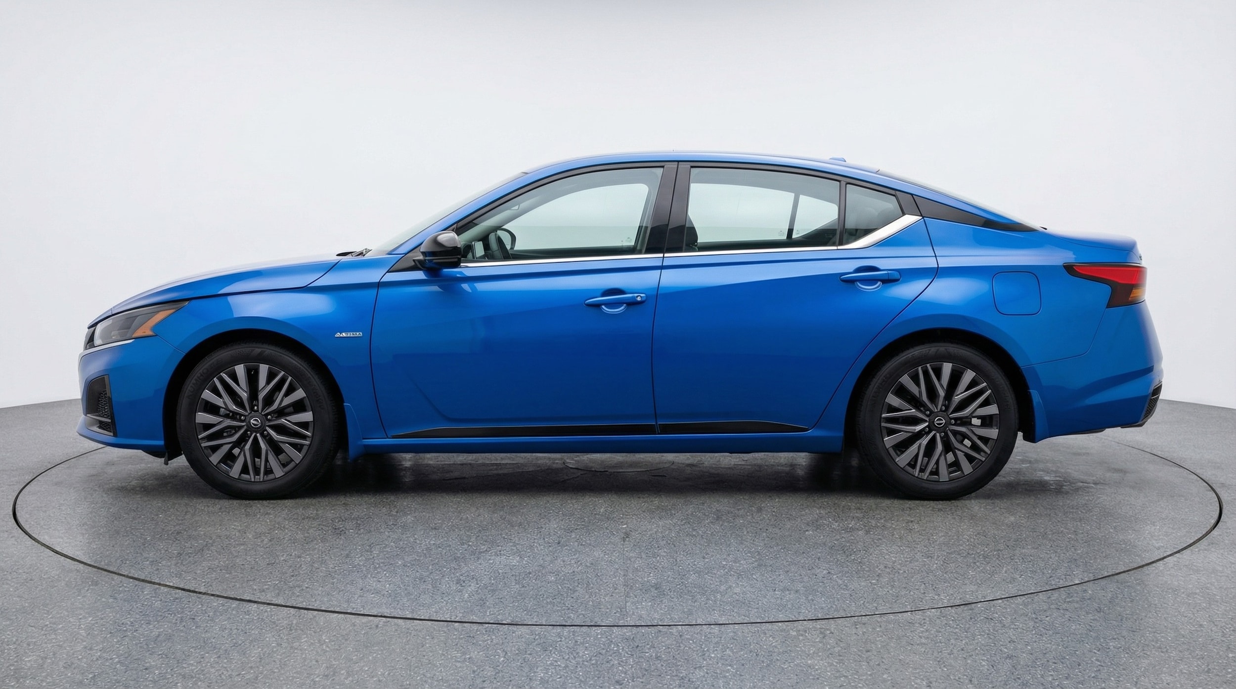 Thumbnail: 2025 Nissan Altima - 4