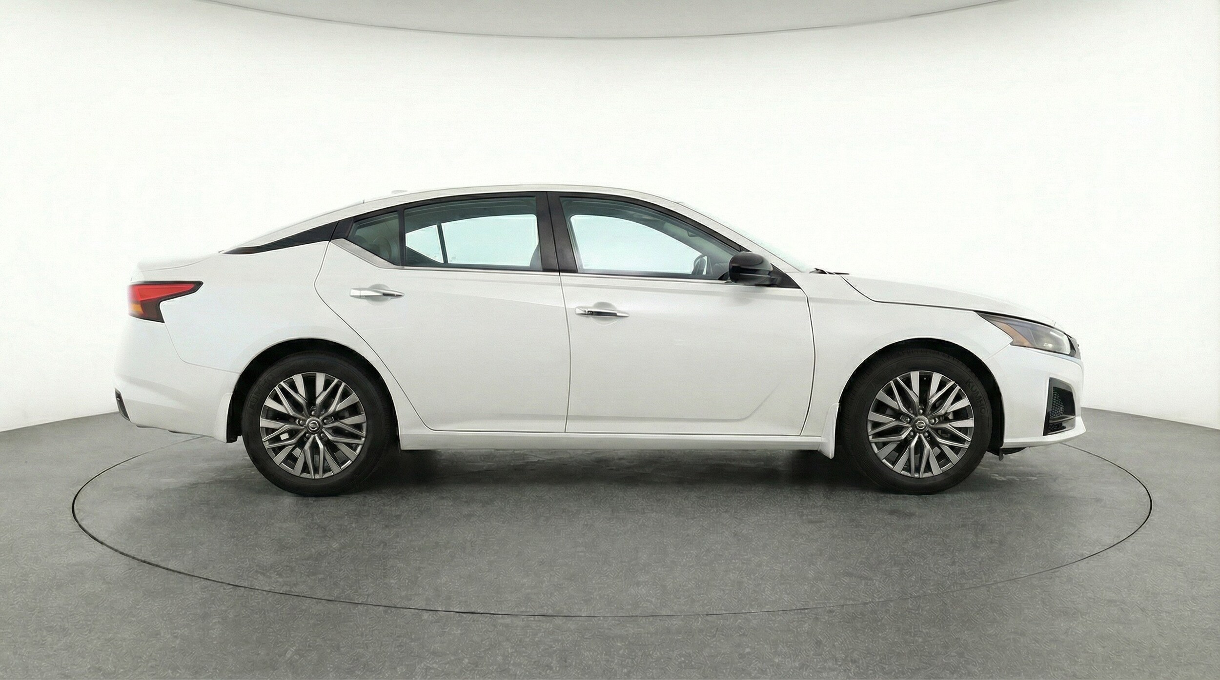 Thumbnail: 2025 Nissan Altima - 11