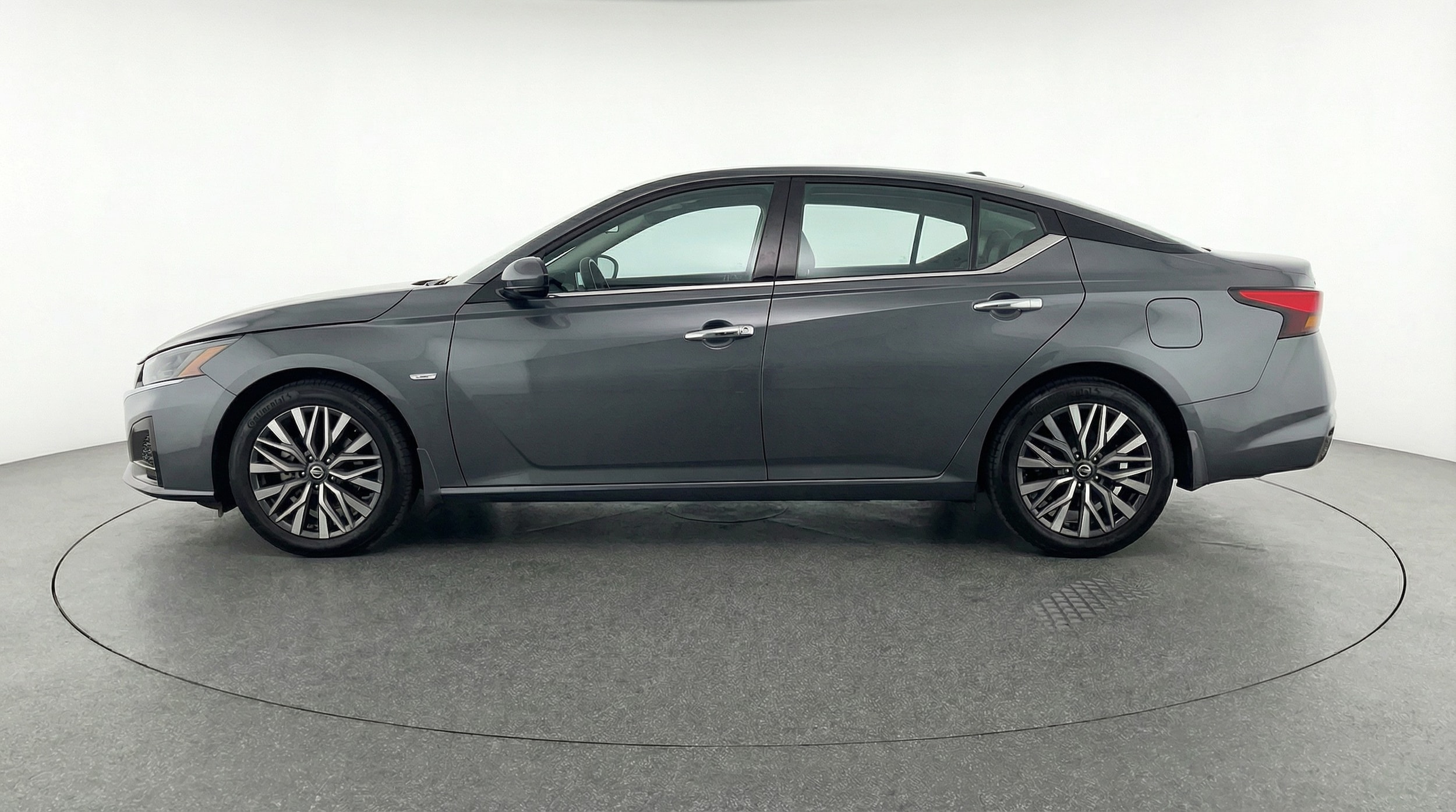 Thumbnail: 2025 Nissan Altima - 4