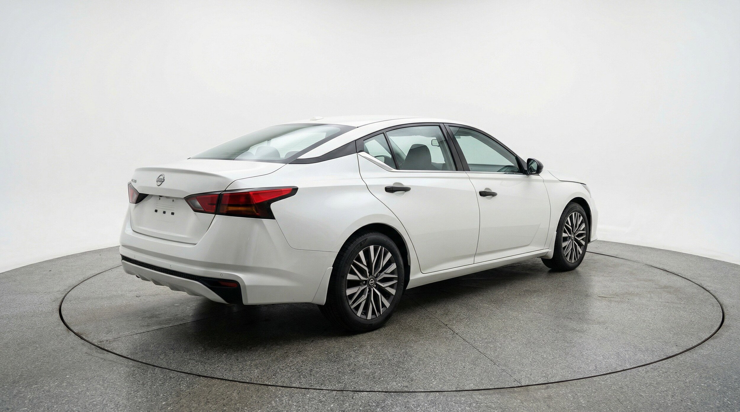 Thumbnail: 2025 Nissan Altima - 9