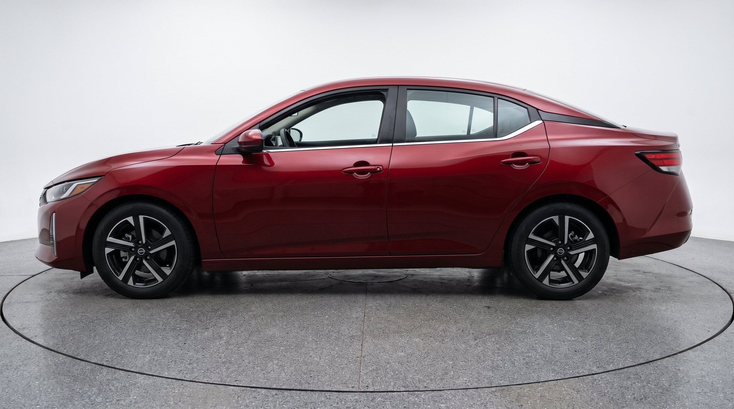 Thumbnail: 2025 Nissan Sentra - 5