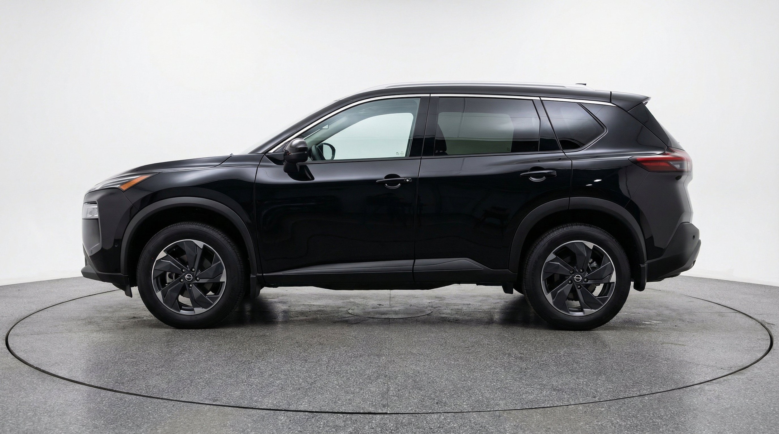 Thumbnail: 2025 Nissan Rogue - 5