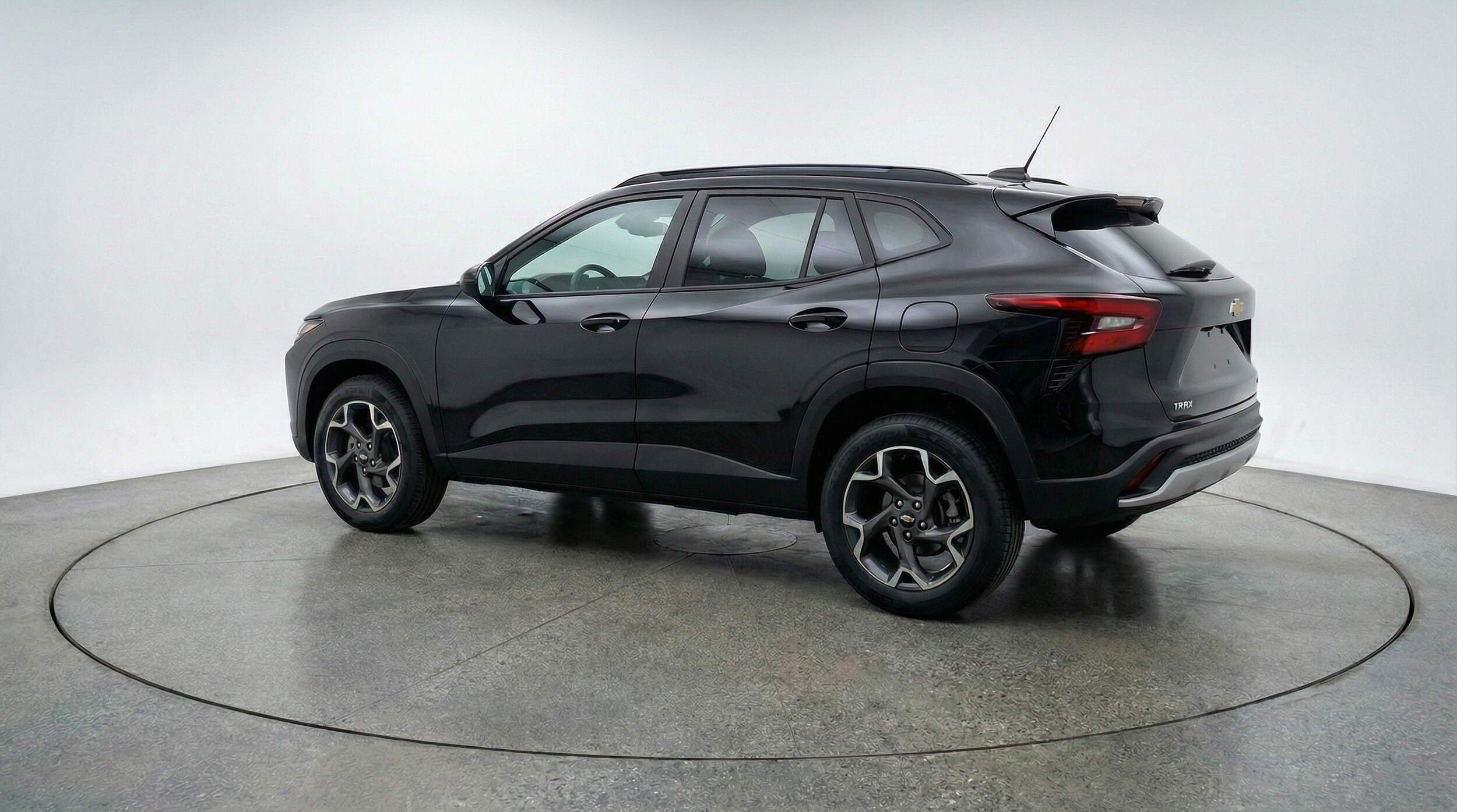 Thumbnail: 2025 Chevrolet Trax - 5