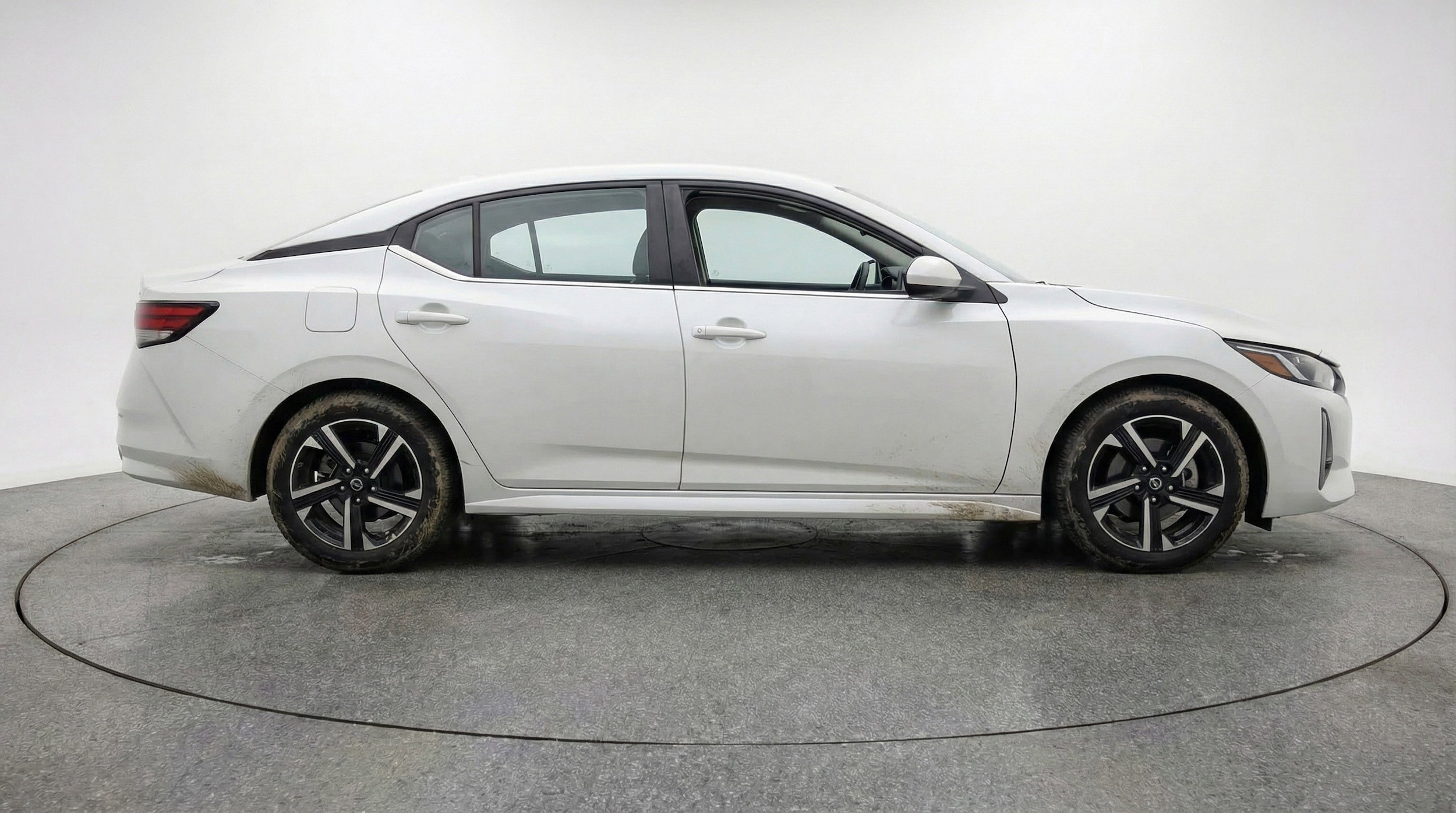 Thumbnail: 2025 Nissan Sentra - 5
