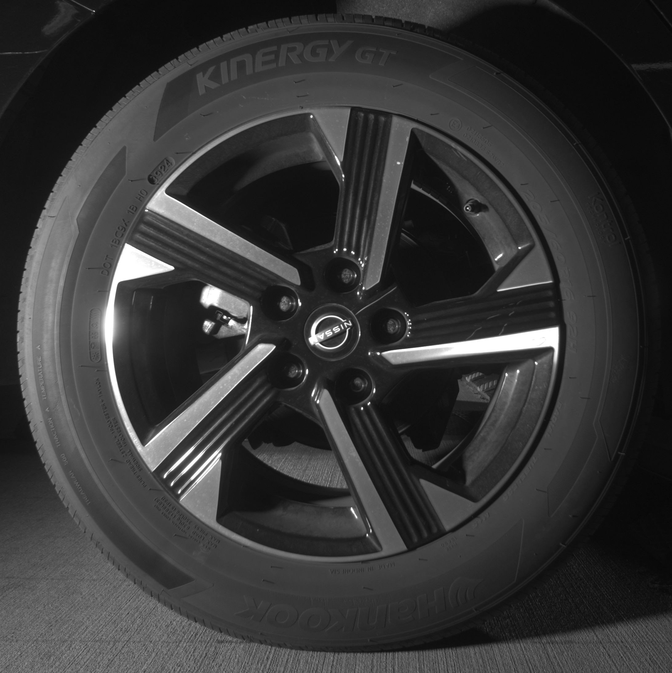 Thumbnail: 2025 Nissan Sentra - 15