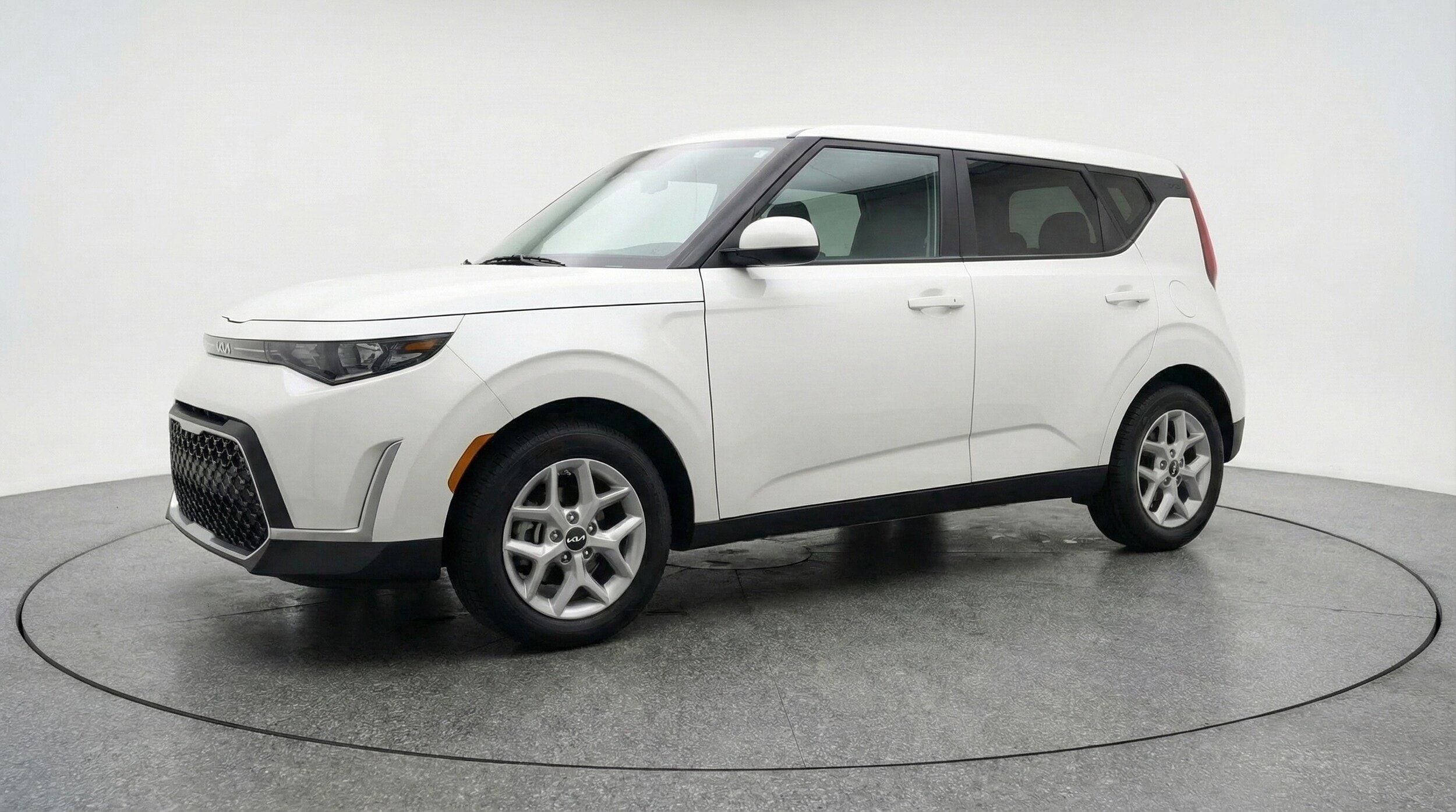 Thumbnail: 2025 Kia Soul - 3
