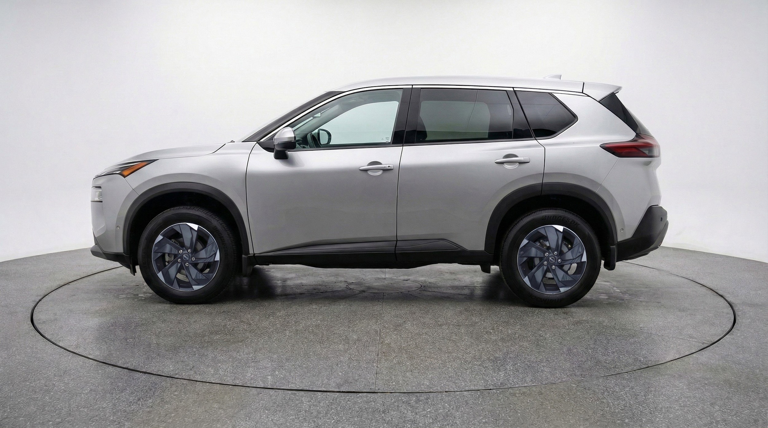 Thumbnail: 2025 Nissan Rogue - 5