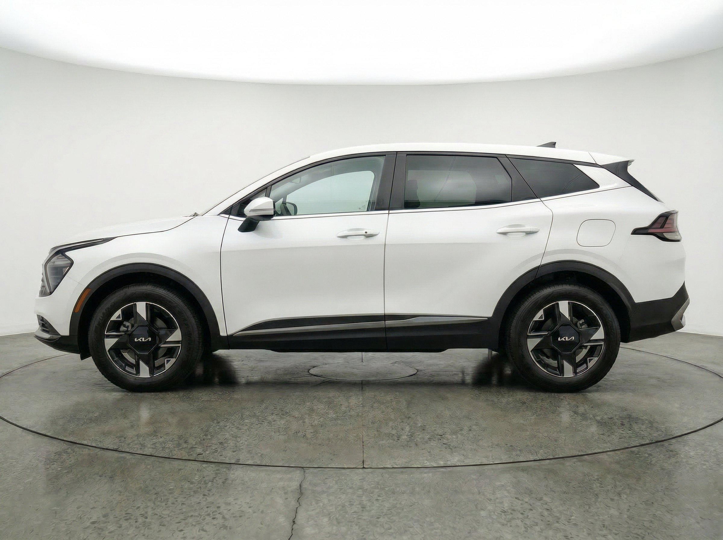 Thumbnail: 2026 Kia Sportage - 5