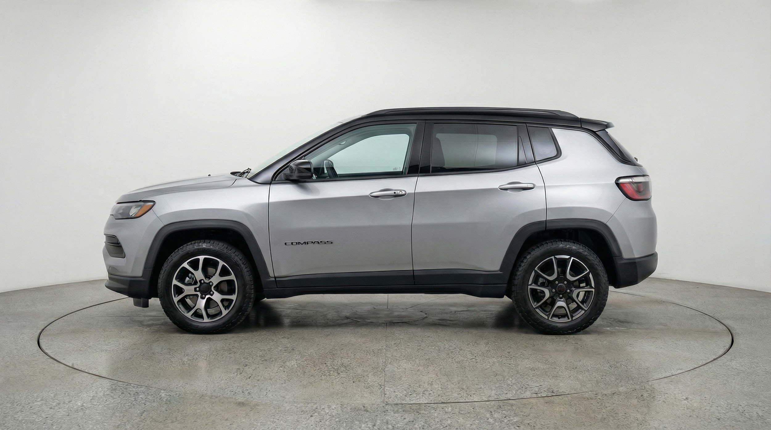 Thumbnail: 2025 Jeep Compass - 4