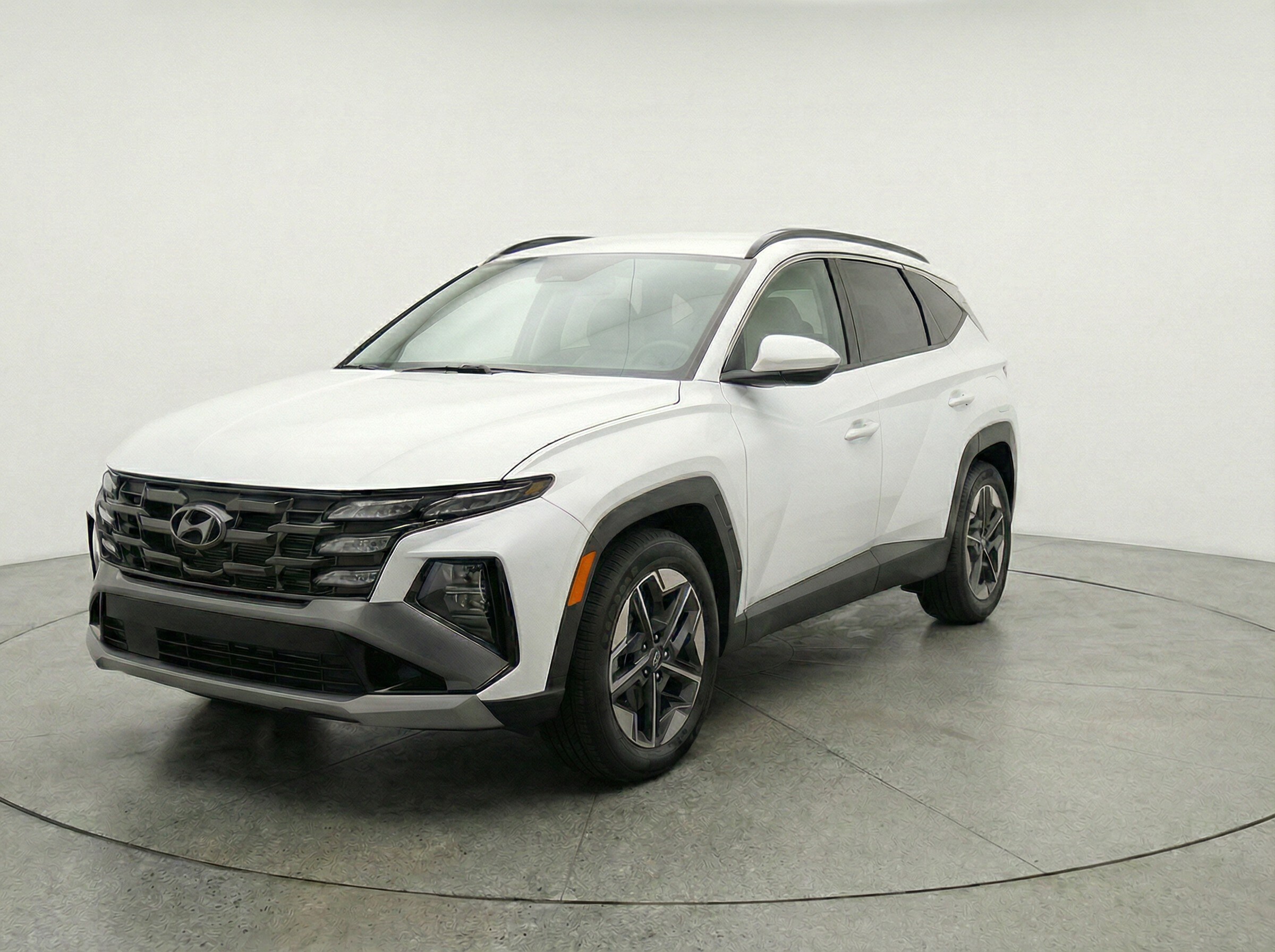 Thumbnail: 2025 Hyundai Tucson - 3