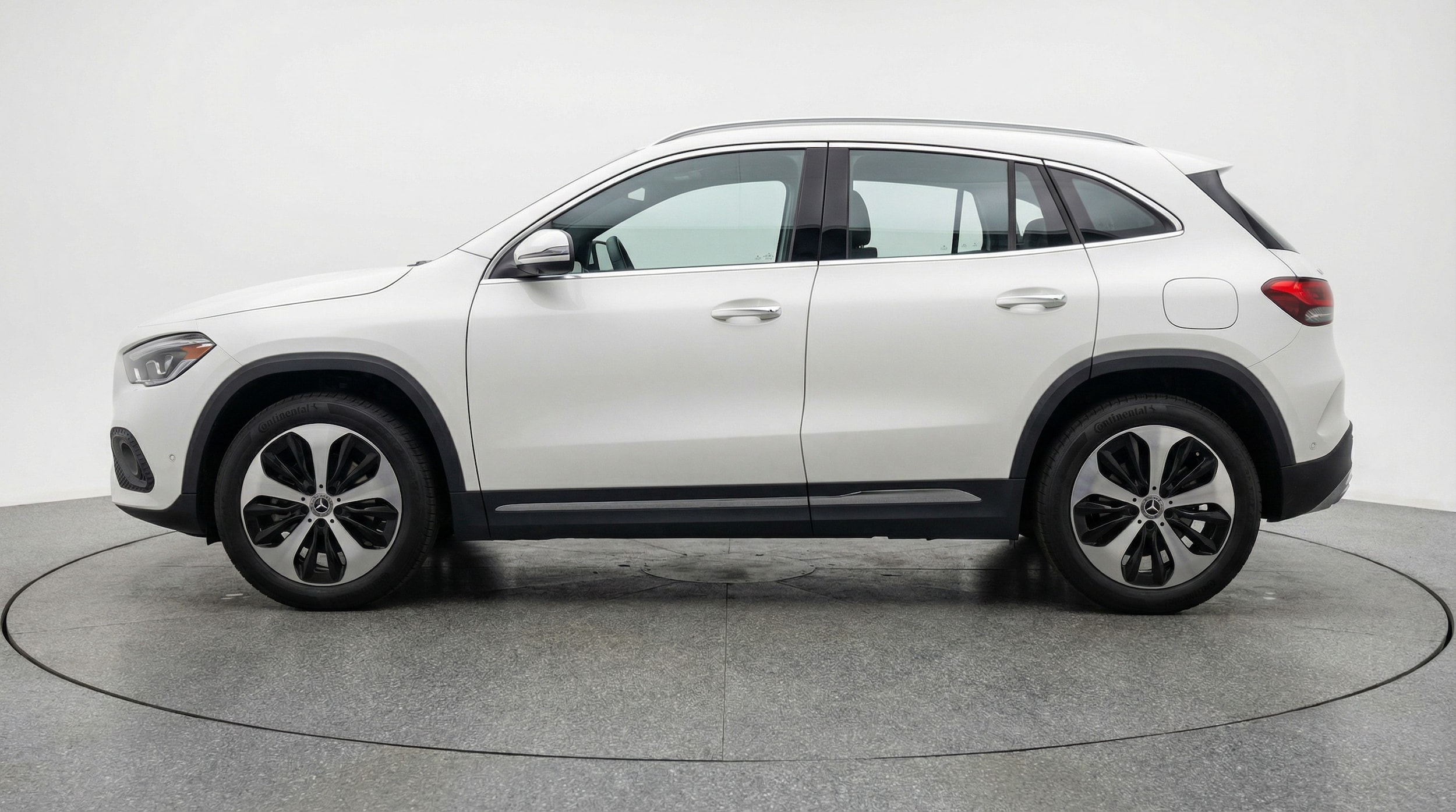 Thumbnail: 2025 Mercedes-Benz GLA - 4