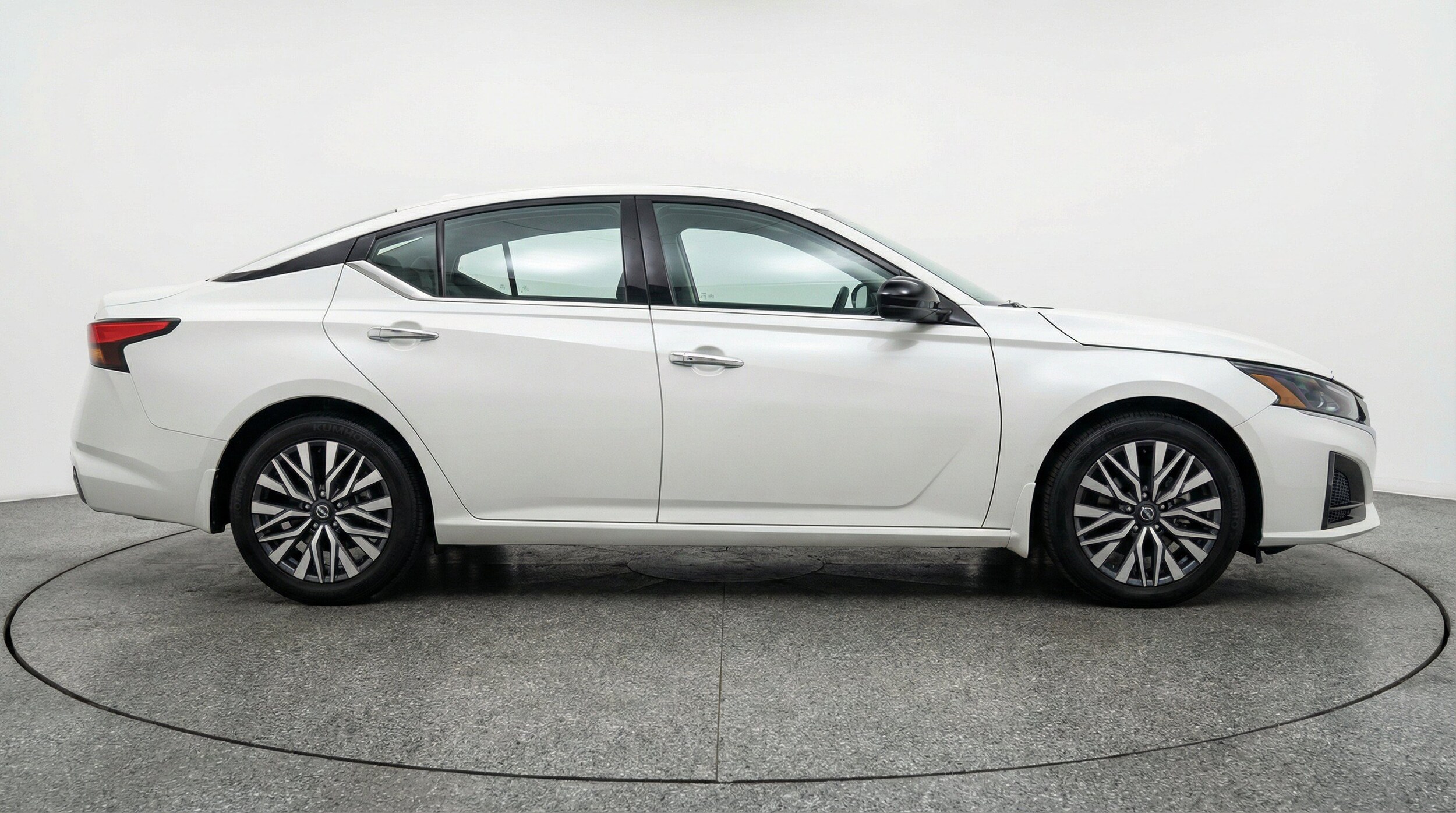 Thumbnail: 2025 Nissan Altima - 11