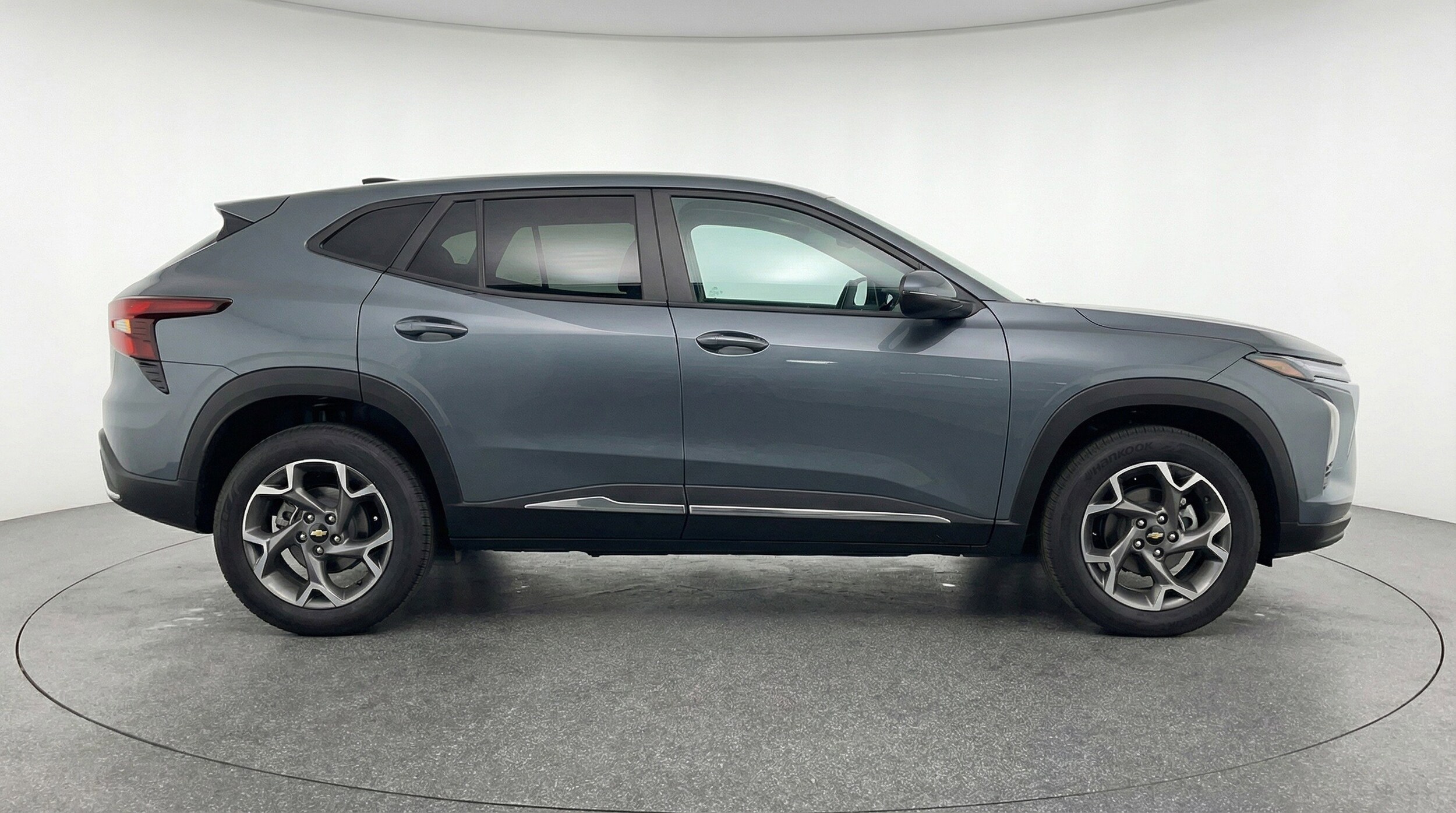 Thumbnail: 2025 Chevrolet Trax - 11