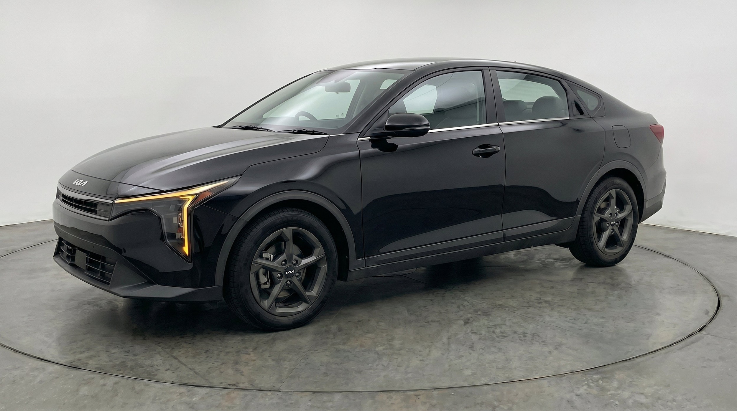 Thumbnail: 2026 Kia K4 - 3