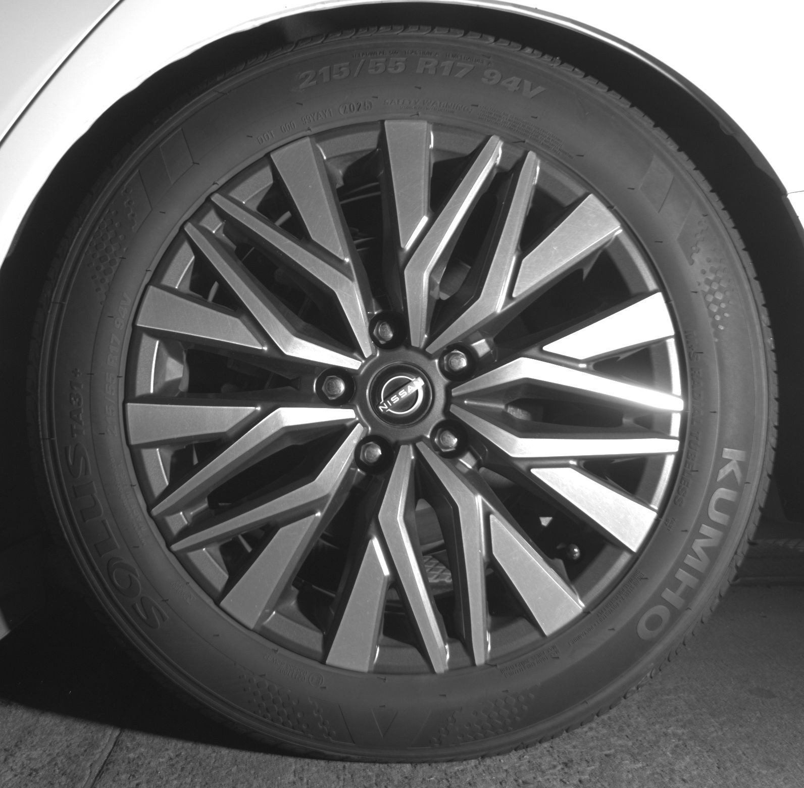 Thumbnail: 2025 Nissan Altima - 12