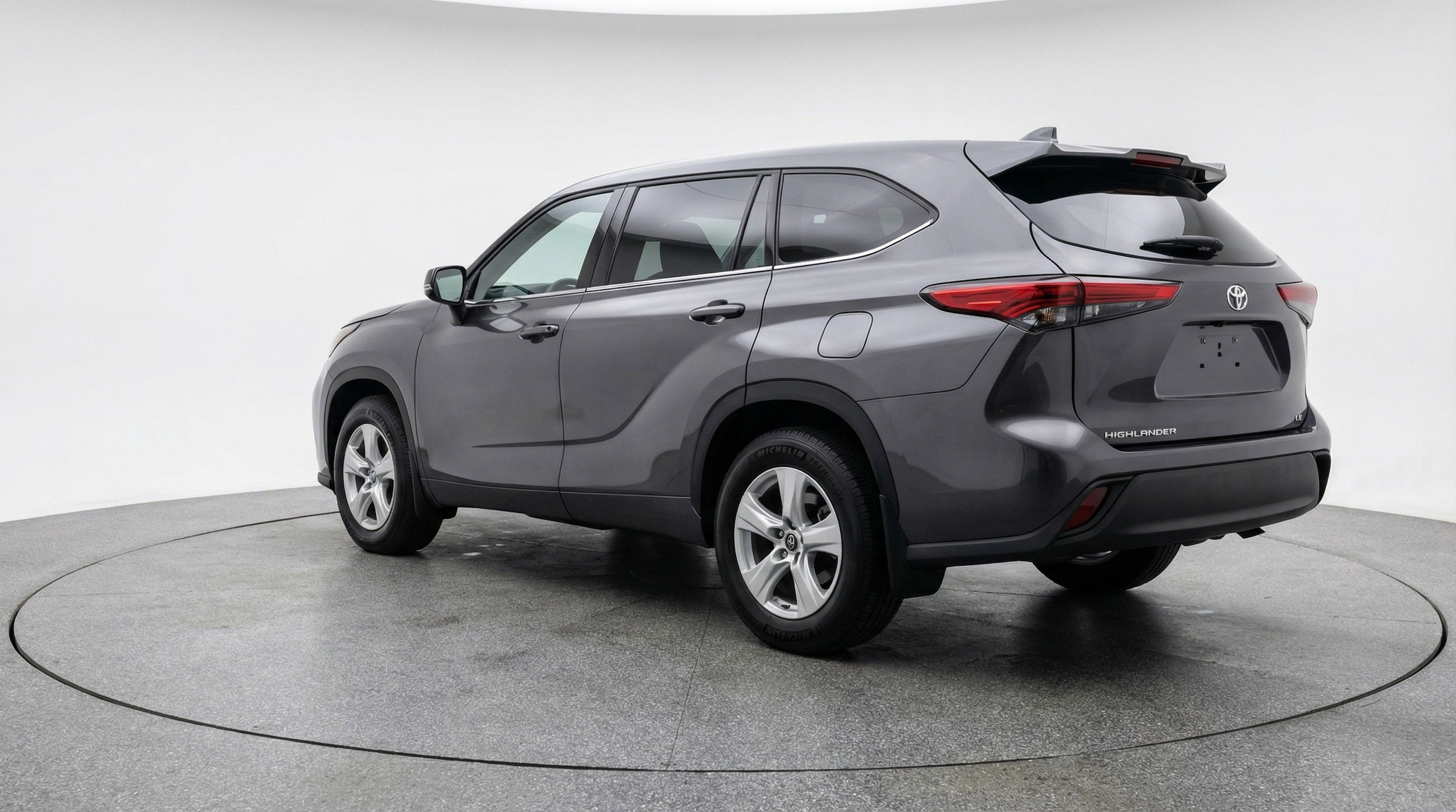 Thumbnail: 2025 Toyota Highlander - 6