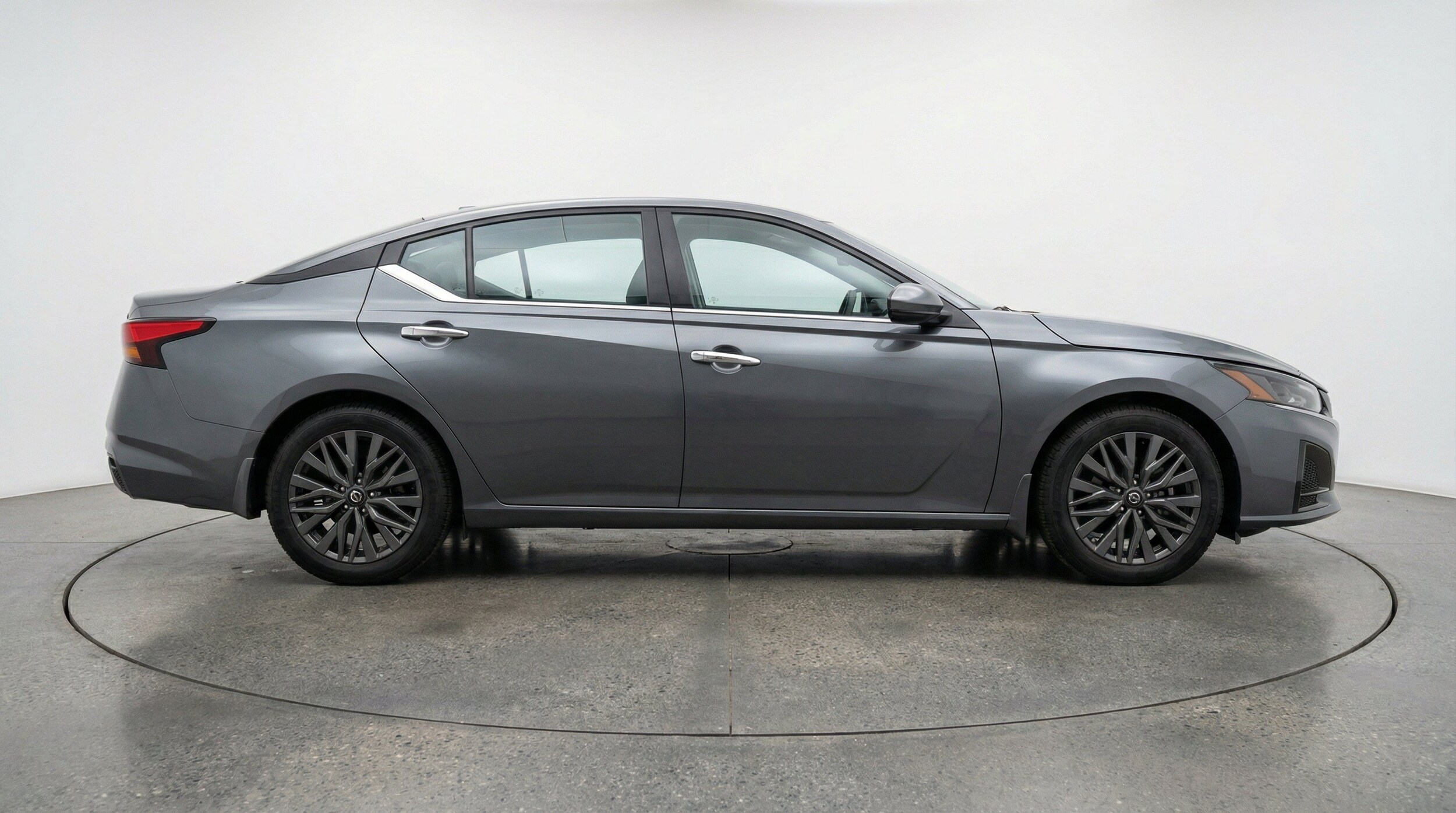 Thumbnail: 2025 Nissan Altima - 11
