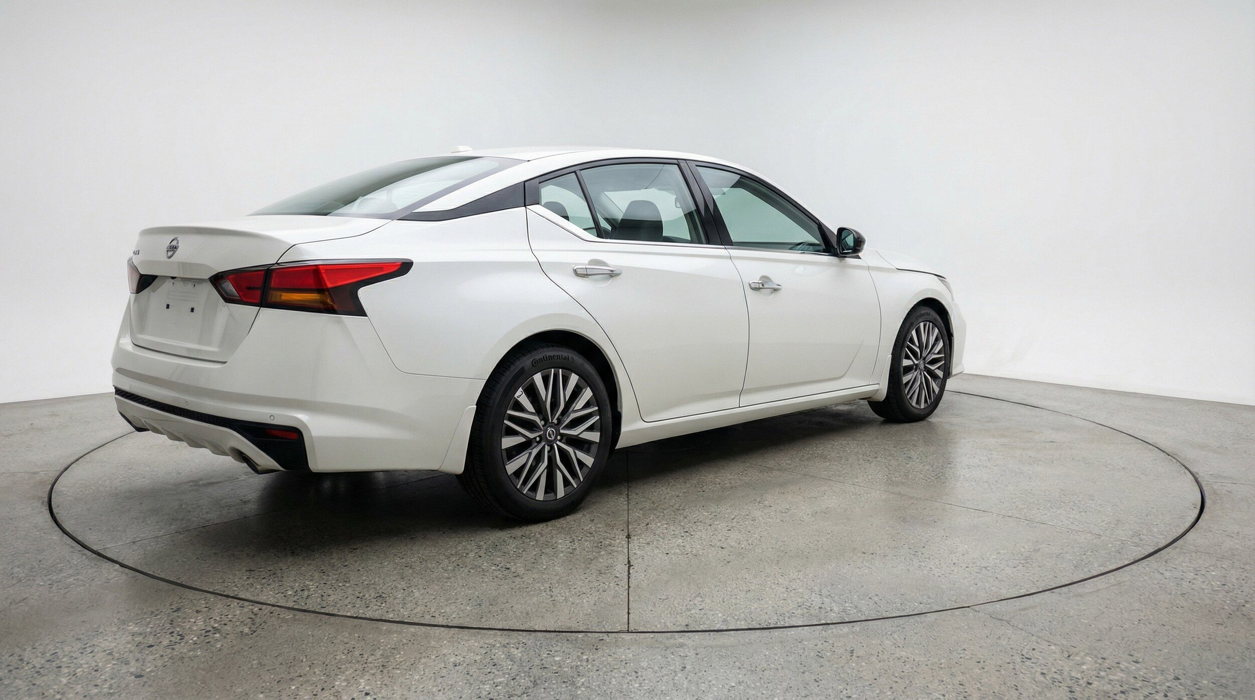 Thumbnail: 2025 Nissan Altima - 9