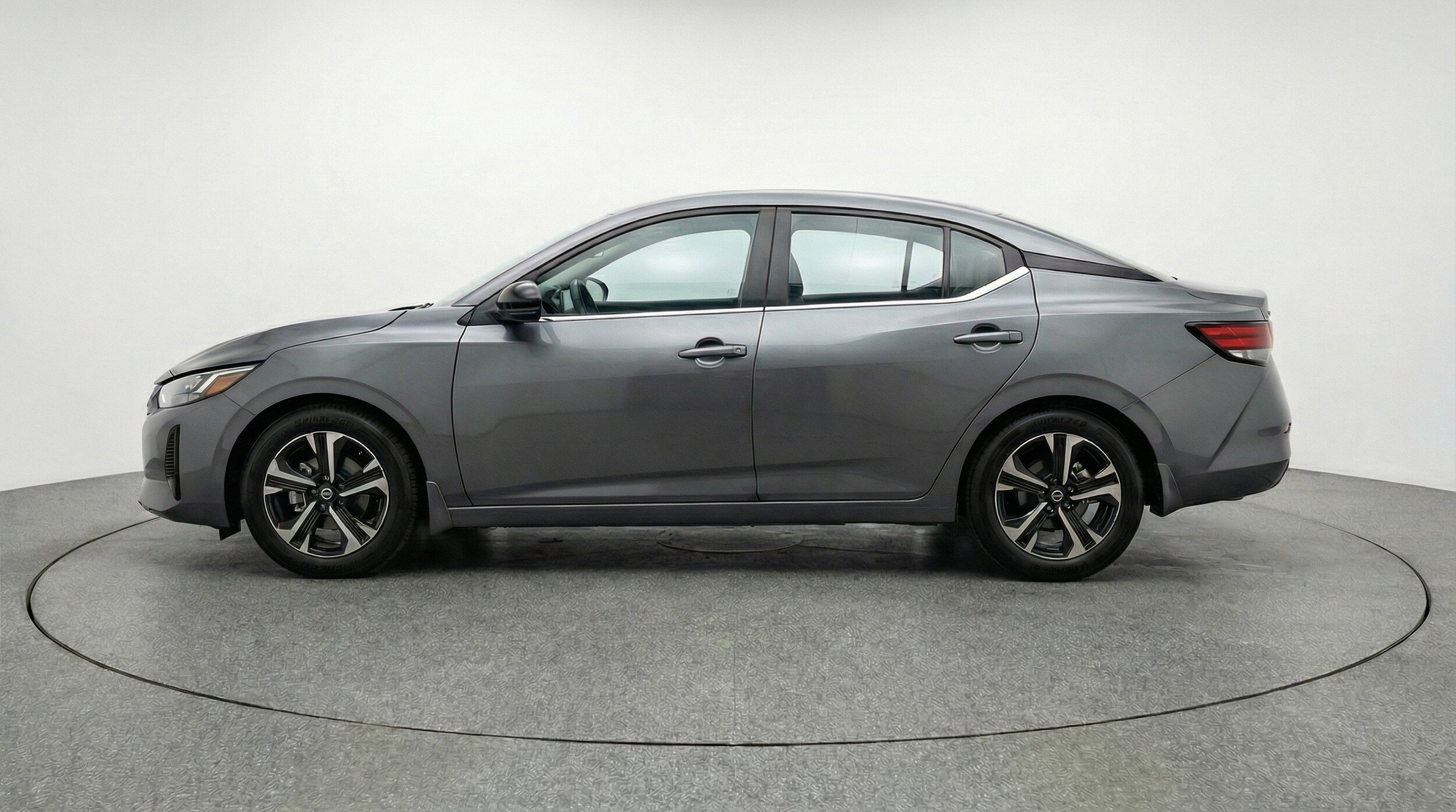 Thumbnail: 2025 Nissan Sentra - 5