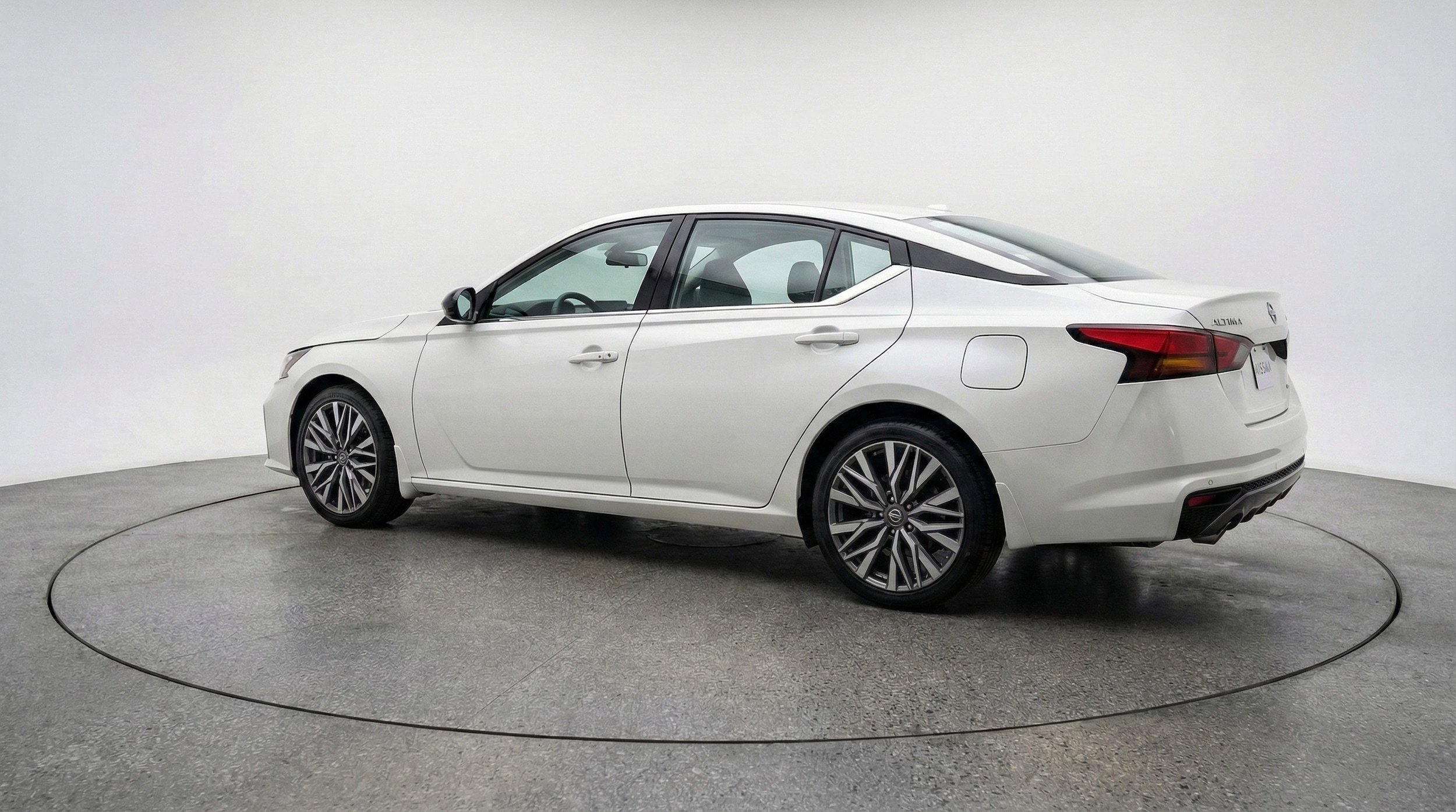 Thumbnail: 2025 Nissan Altima - 6